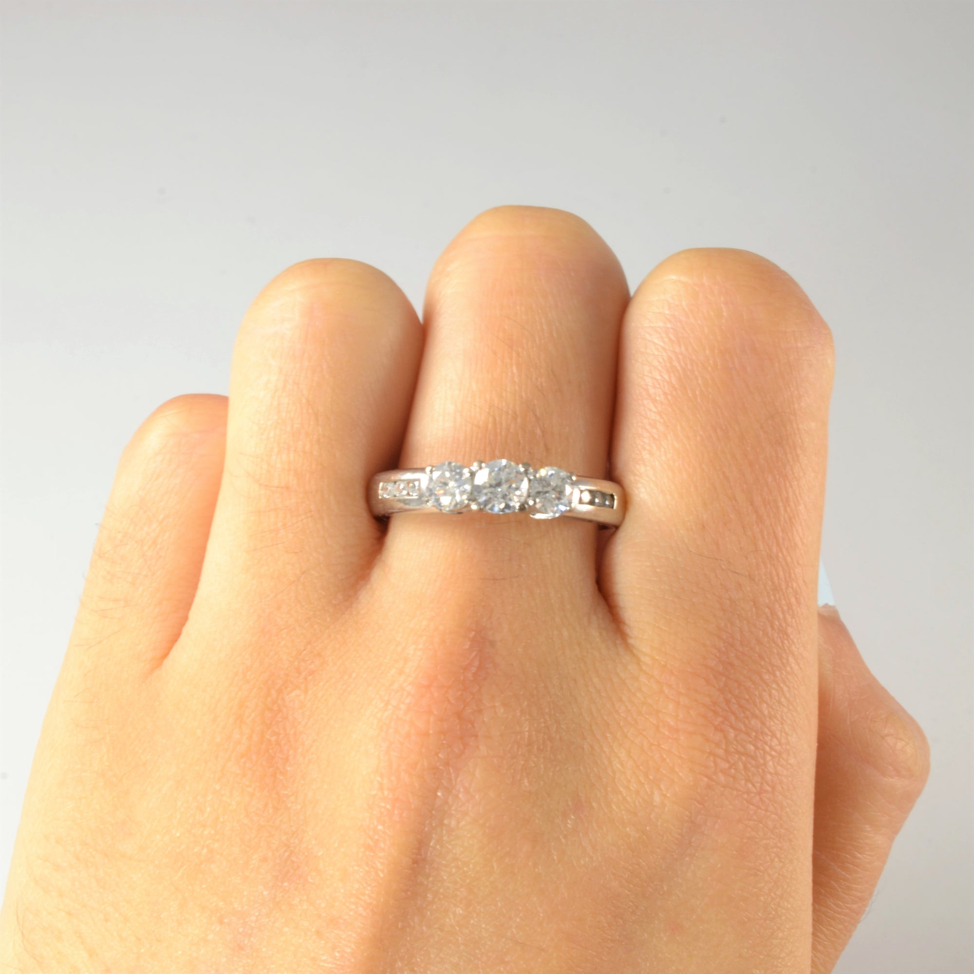 Three Stone Diamond Engagement Ring | 0.84ctw | SZ 10 |