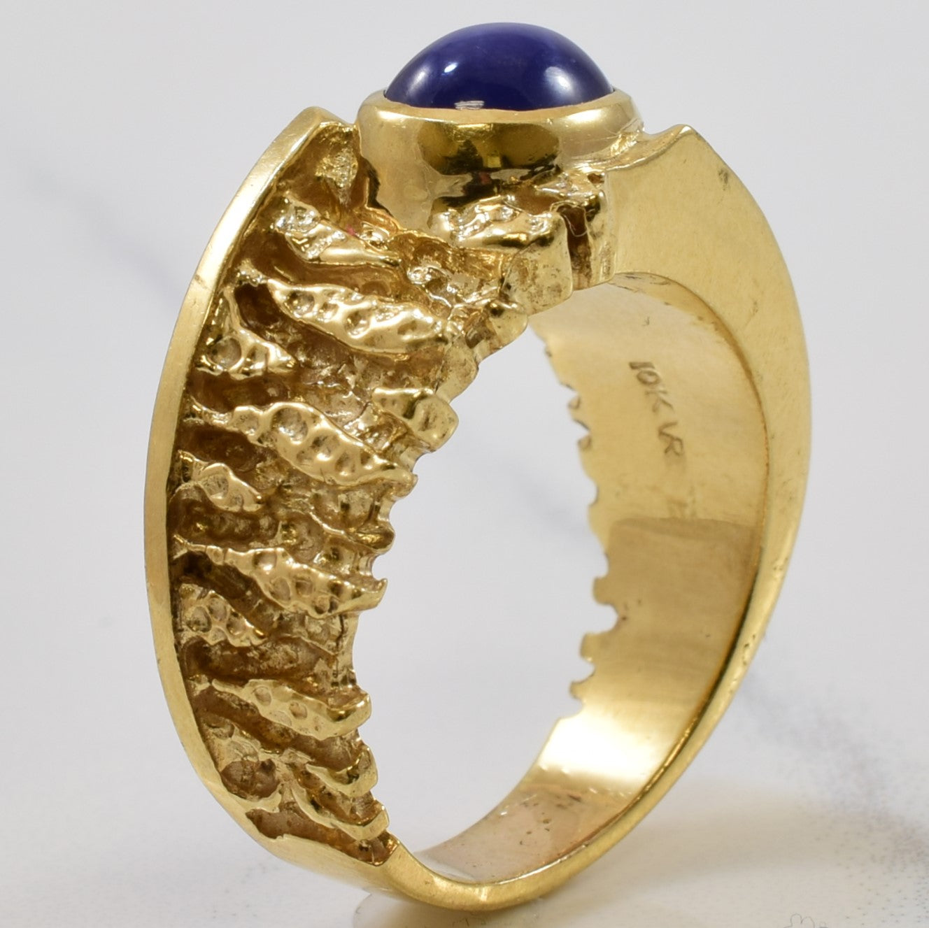Bezel Set Synthetic Star Sapphire Ring | 1.35ct | SZ 7.25 |
