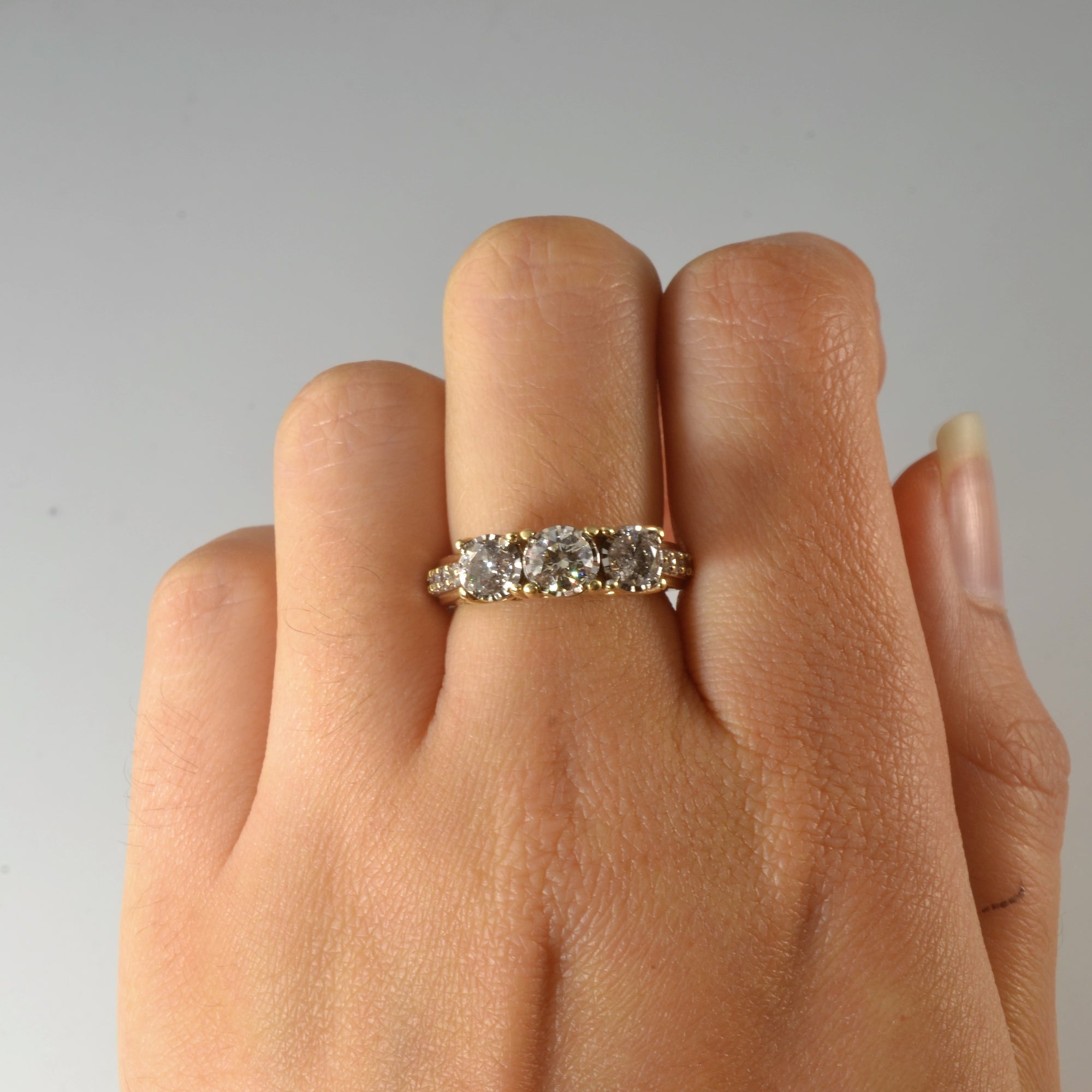 Three Stone Diamond Ring | 1.05ctw | SZ 5.75 |