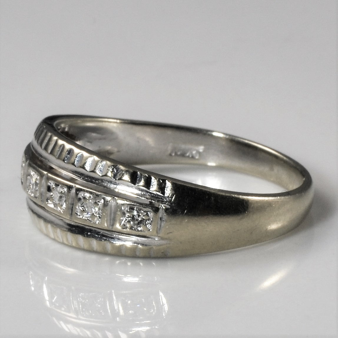 Textured Diamond Ring | 0.035ctw | SZ 6.75 |
