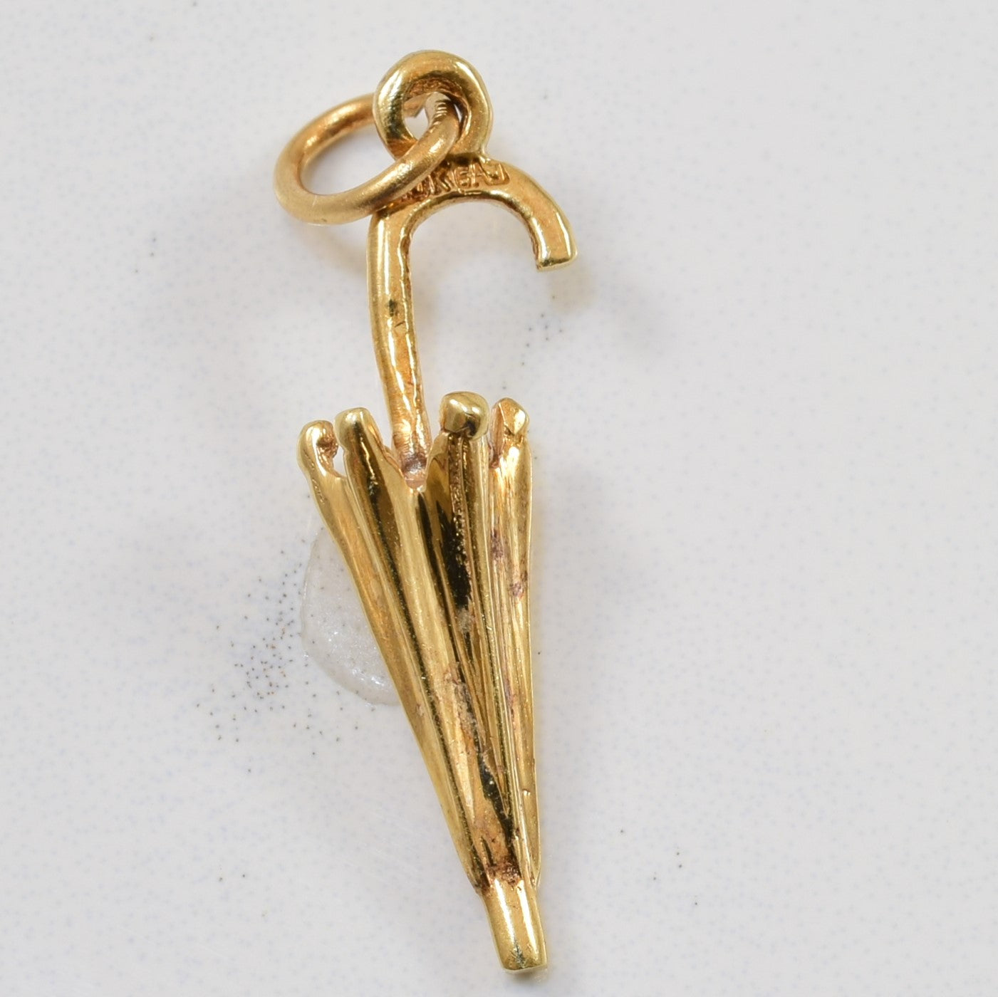 Gold Umbrella Pendant |