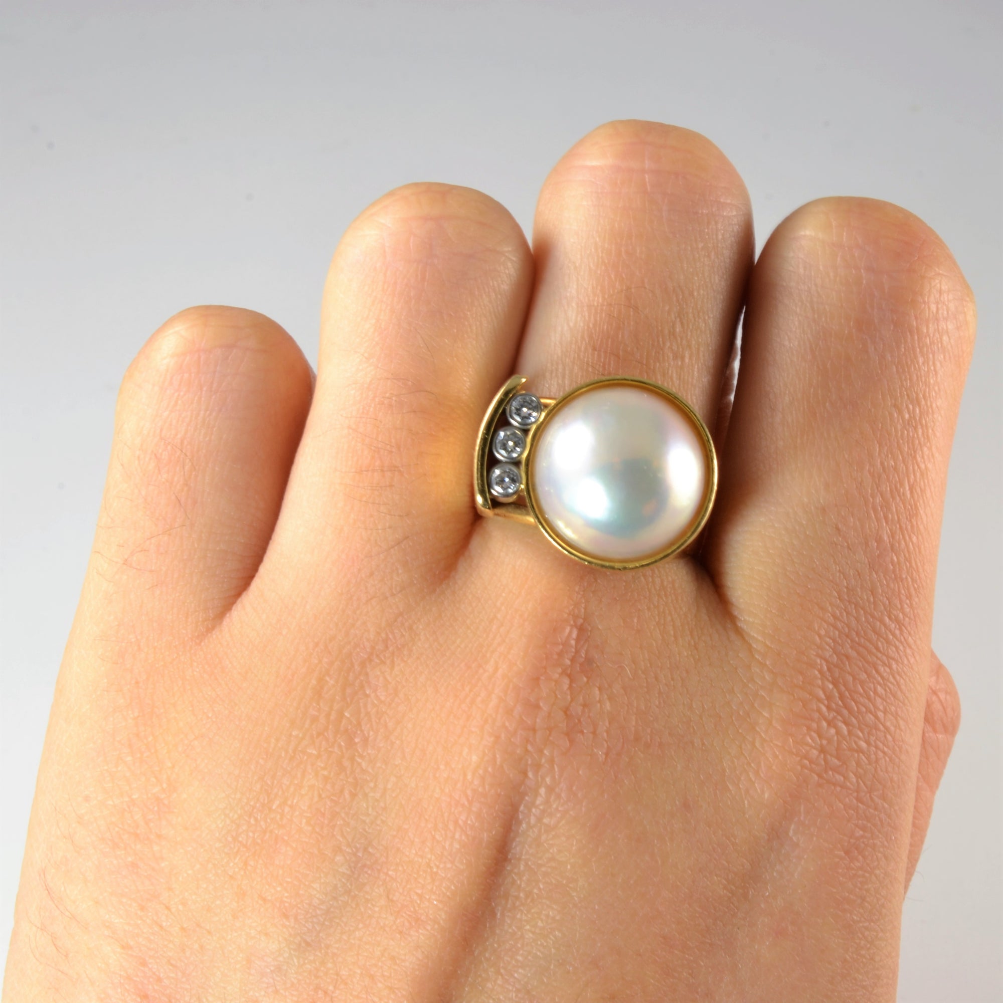 'Mikimoto' Pearl & Diamond Cocktail Ring | 0.10ctw | SZ 8 |
