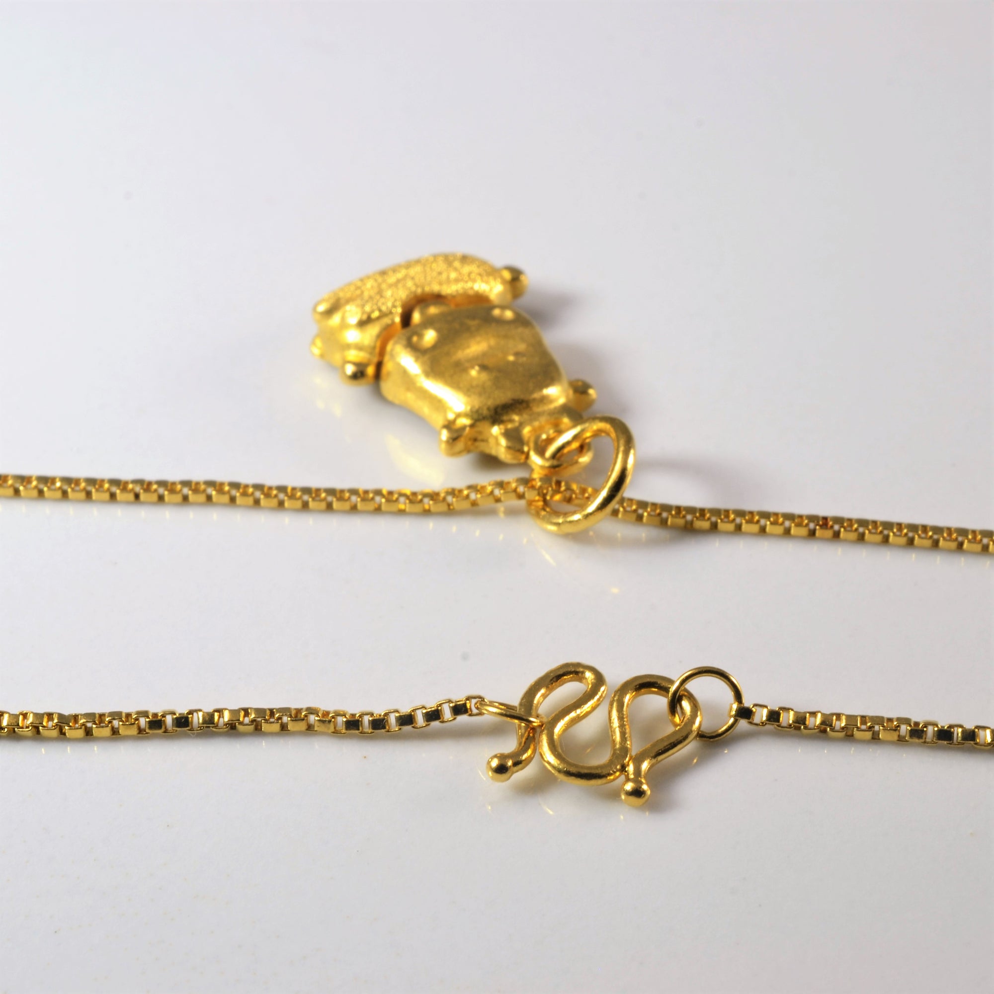 24k Yellow Gold Happy Cow Necklace | 18