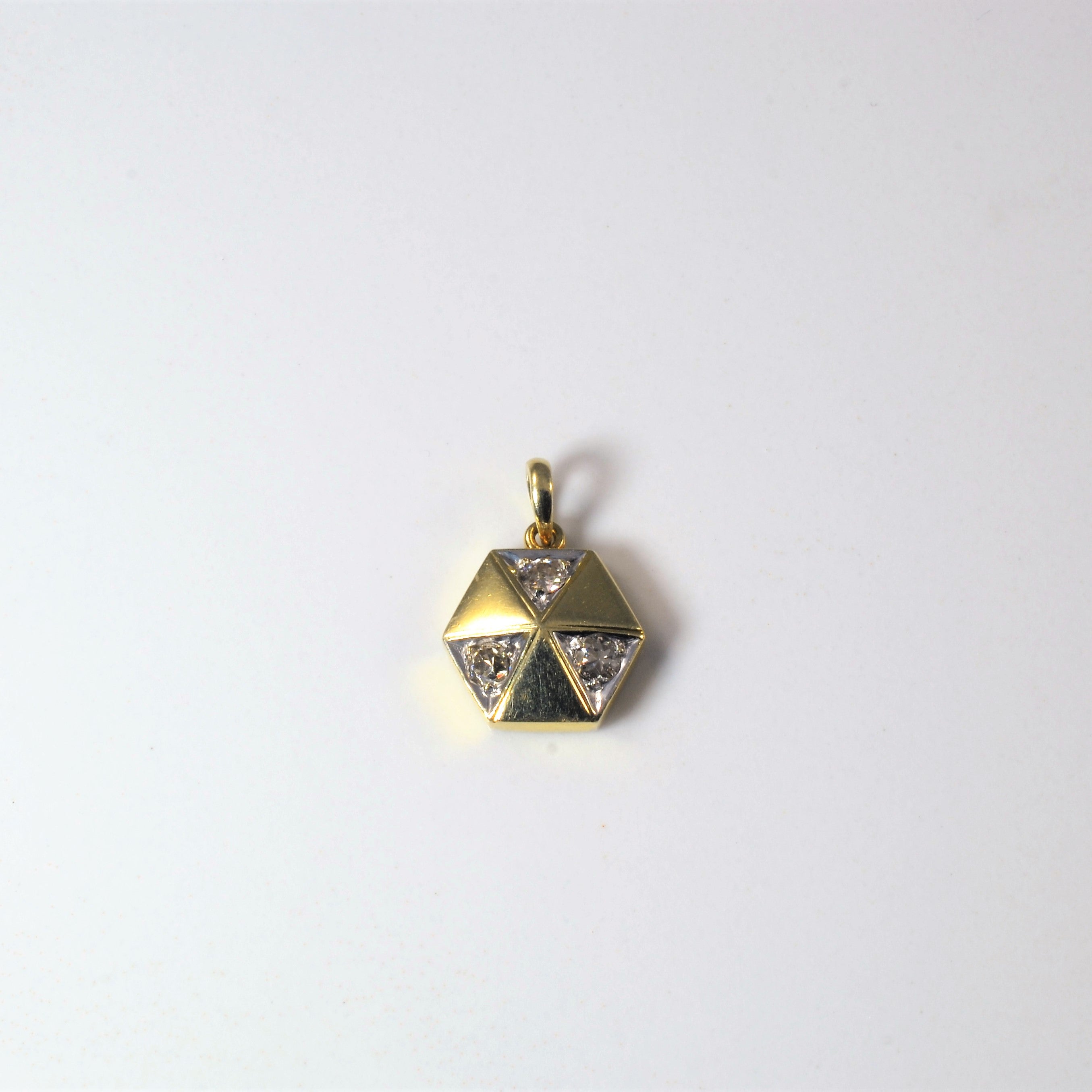 Three Stone Diamond Pendant | 0.12ctw |