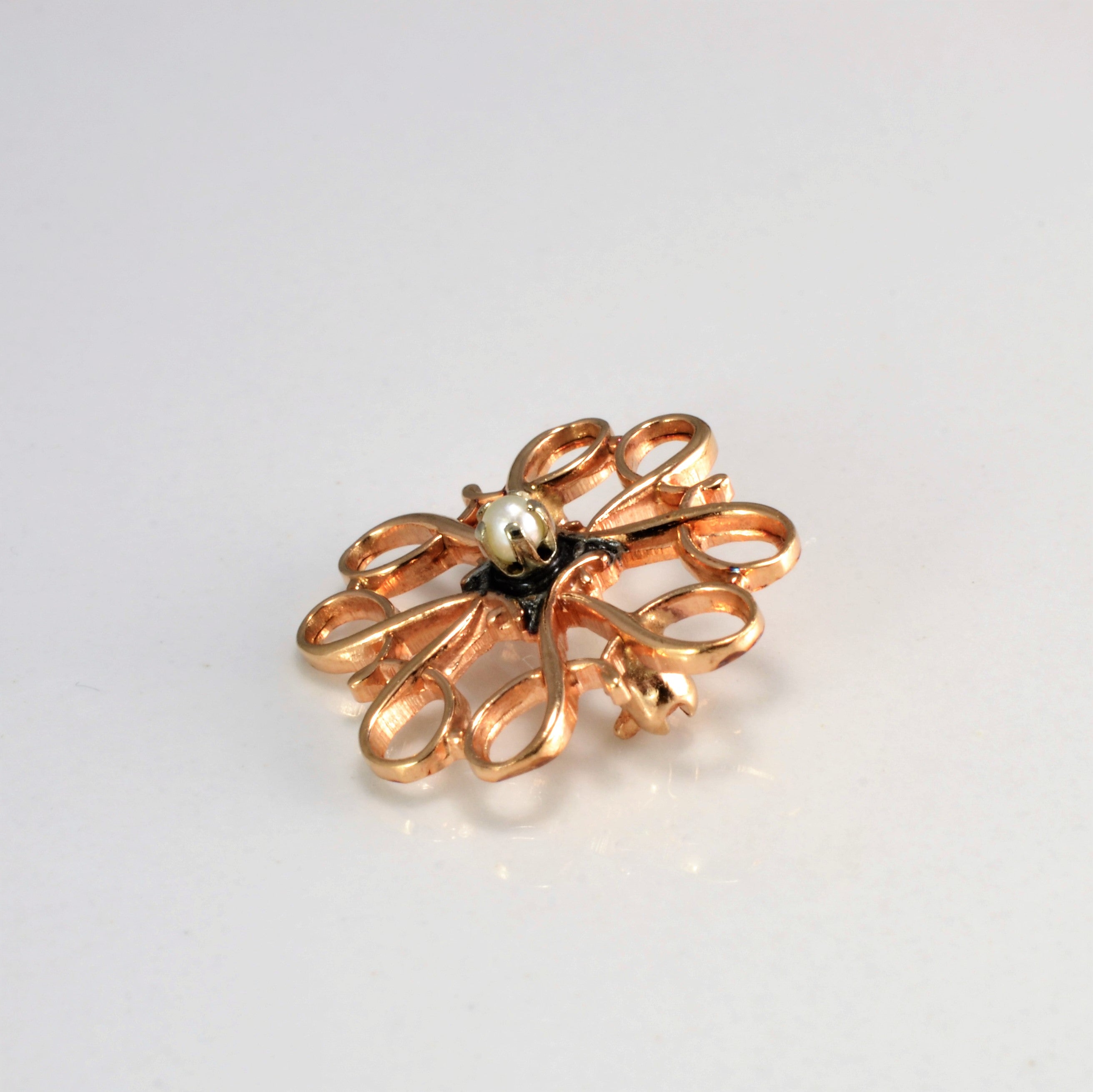 Textured Pearl Vintage Brooch