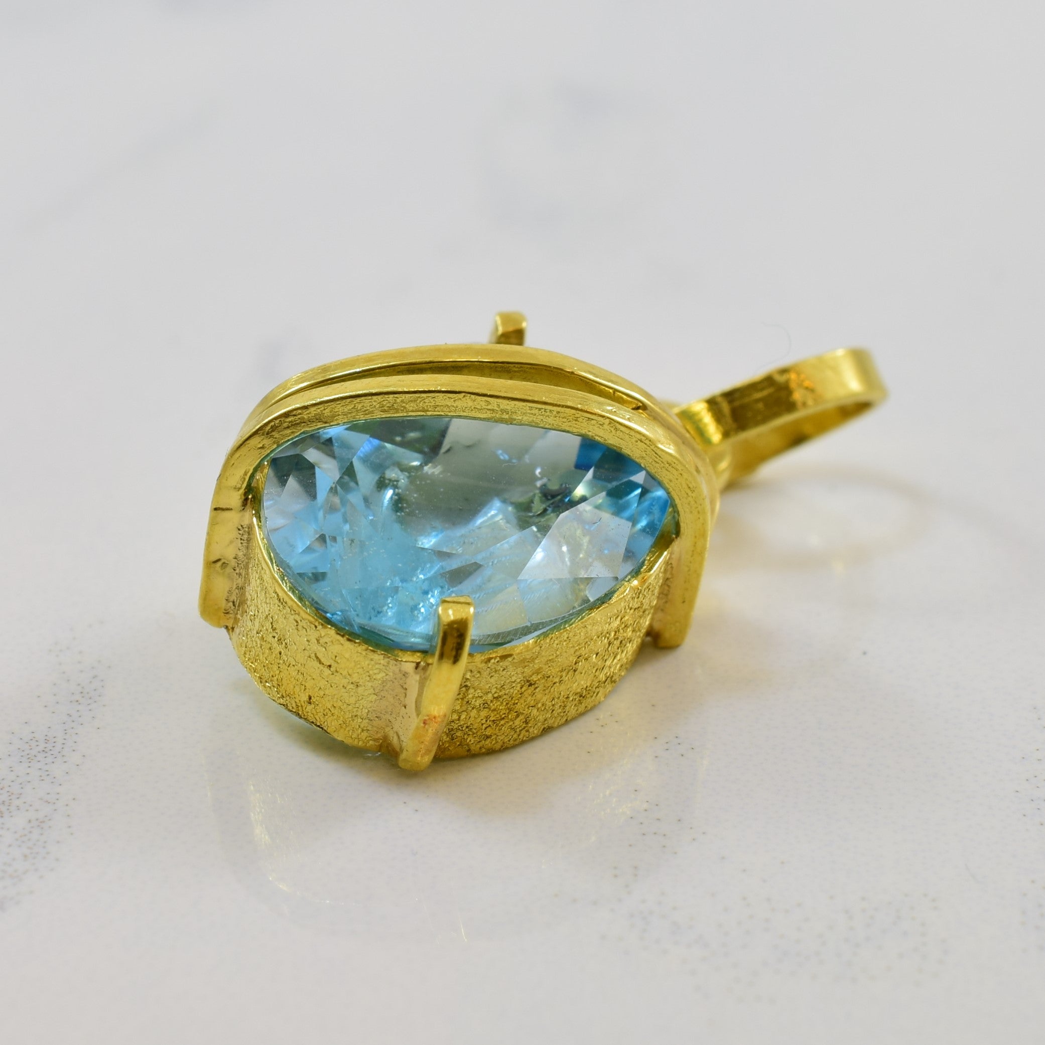 Blue Topaz Gold Bypass Pendant | 11.84ct |