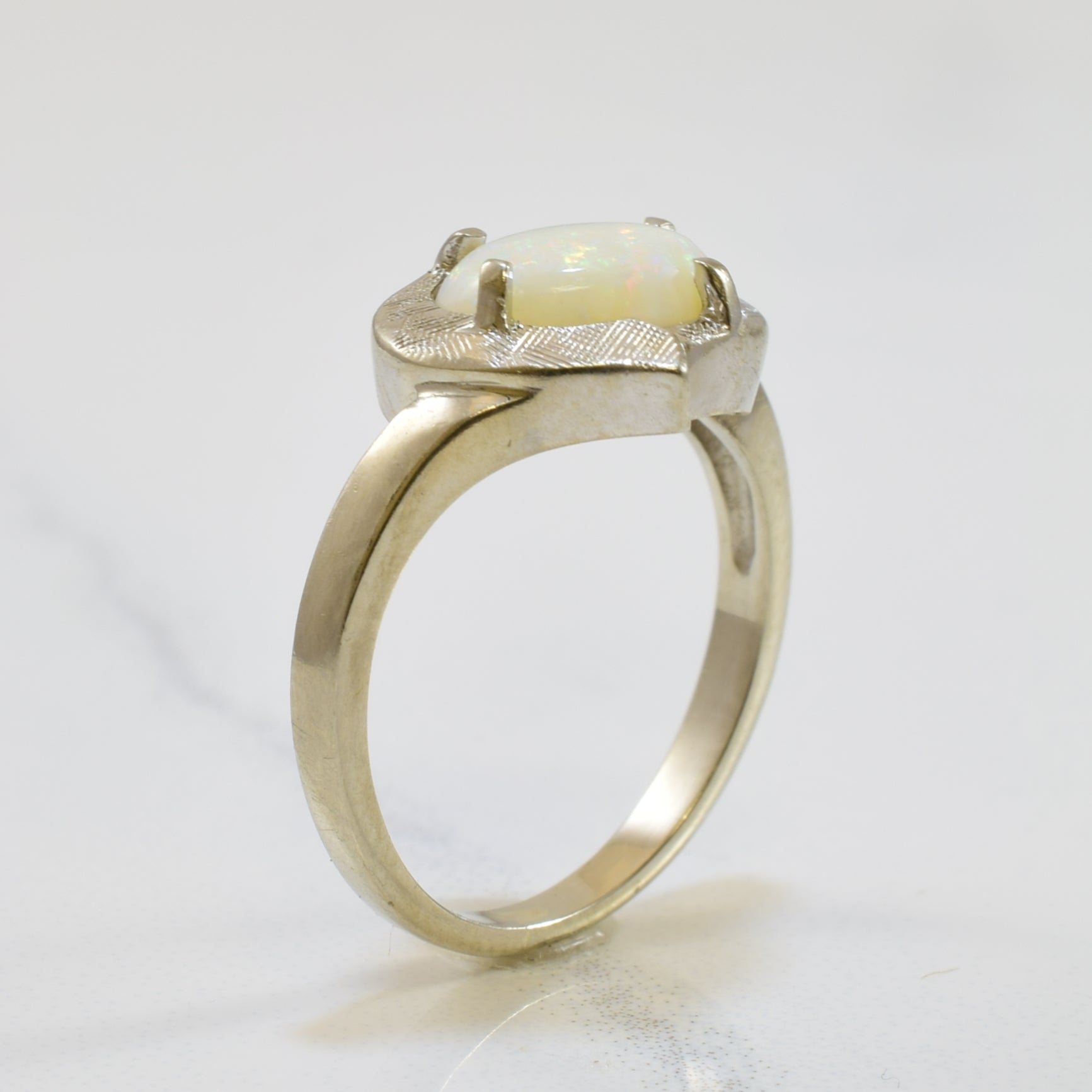 Oval Opal Ring | 0.65ct | SZ 4.25 |