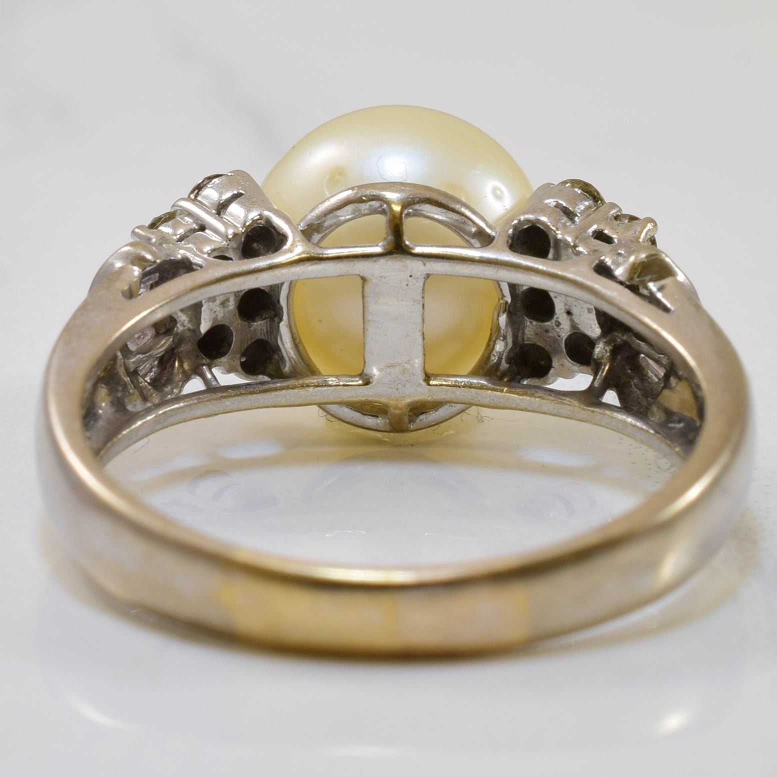 Pearl & Diamond Ring | 7.50ct, 0.35ctw | SZ 8.5 |