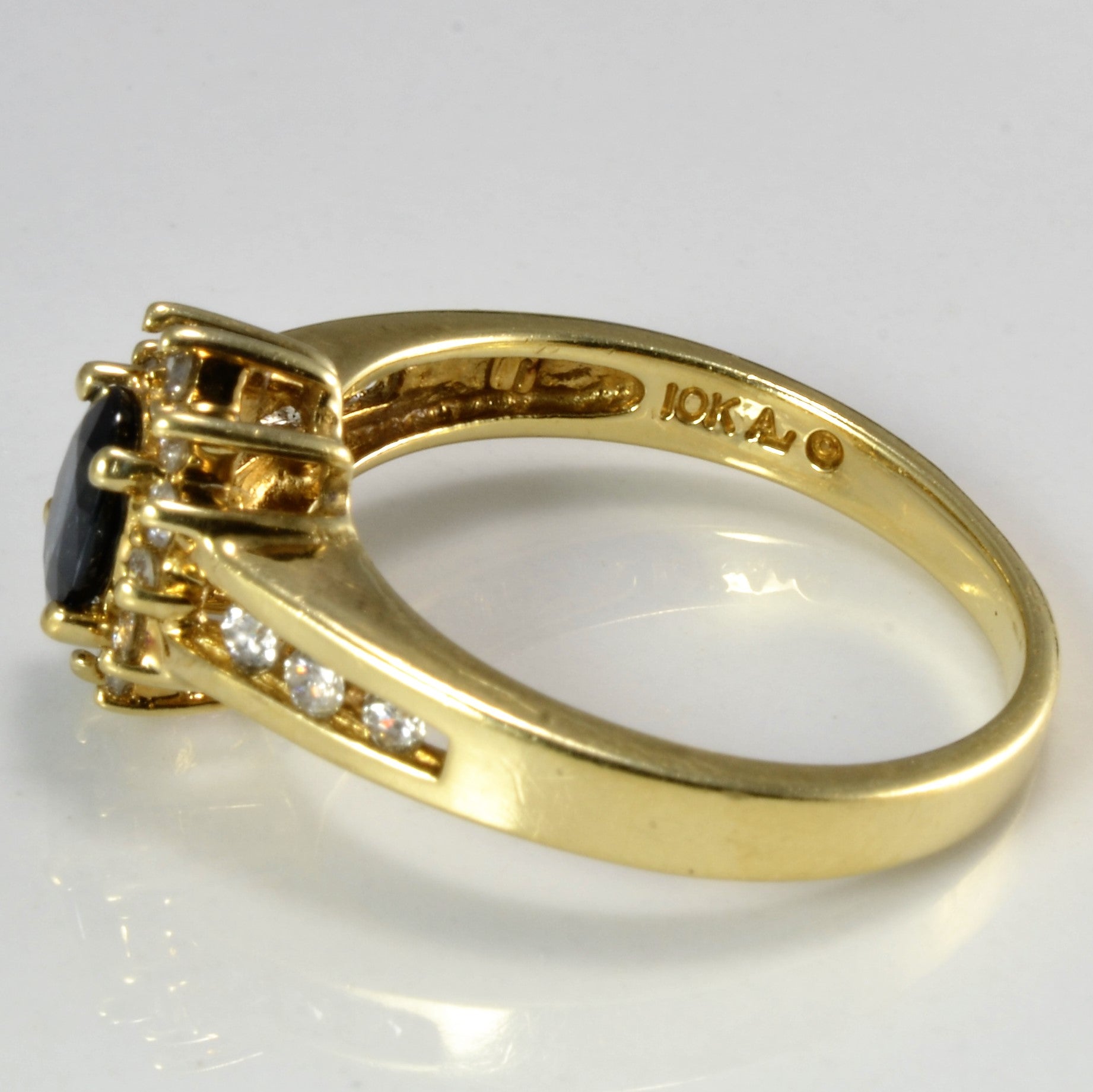 Cocktail Sapphire & Diamond Ring | 0.18 ctw, SZ 6.75 |