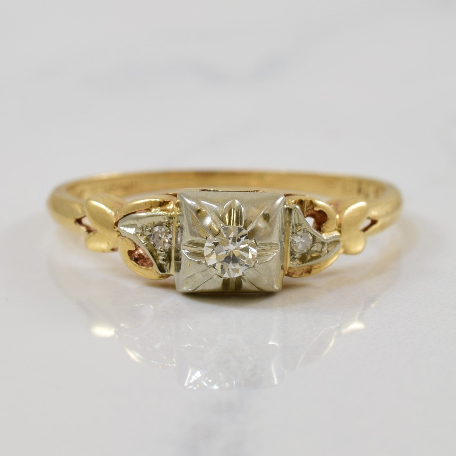 Bluebird' Retro Illusion Set Diamond Ring | 0.07ctw | SZ 6 |