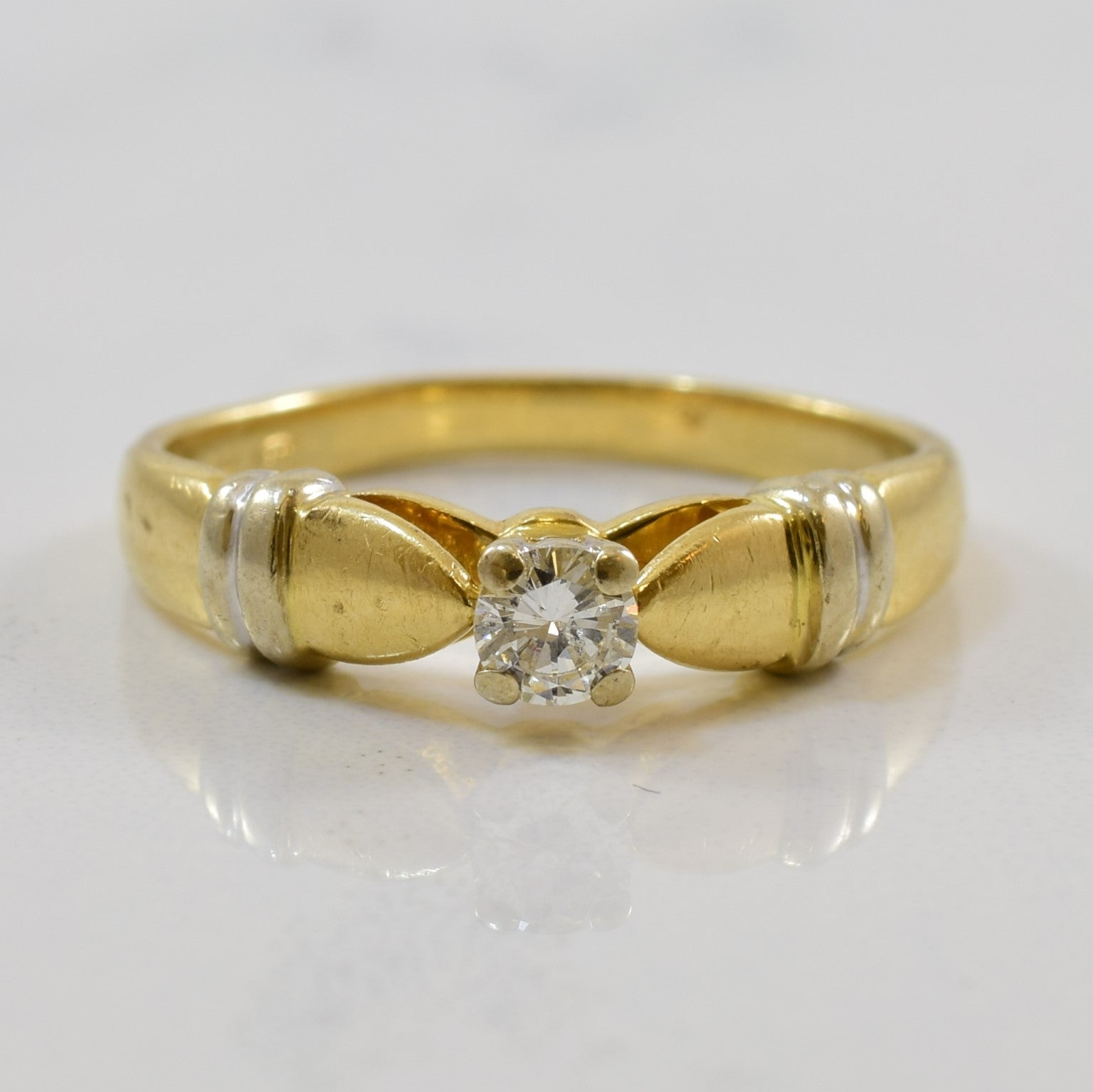 Solitaire Diamond Tapered Ribbon Ring | 0.15ct | SZ 5.75 |