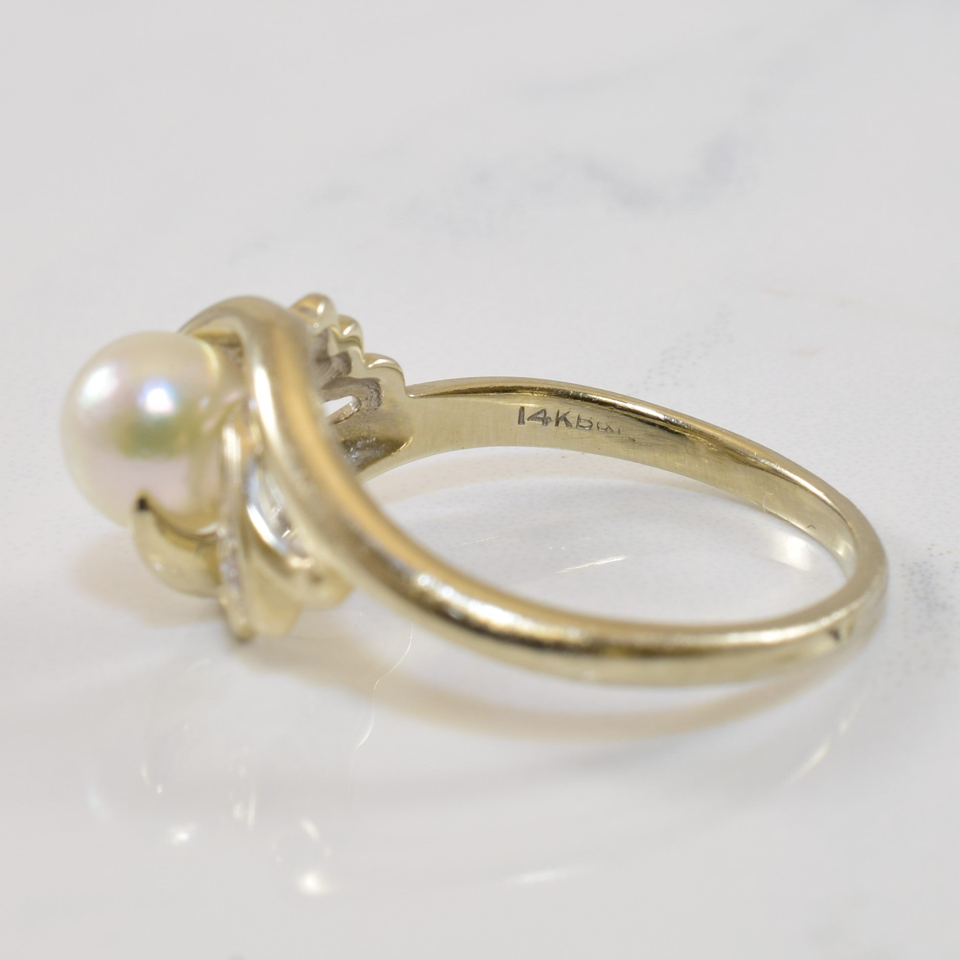 Pearl & Diamond Bypass Ring | 1.68ct, 0.02ctw | SZ 7.25 |