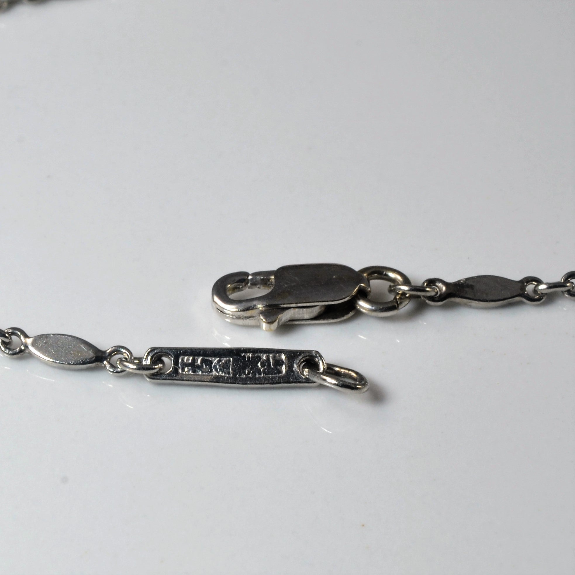 Platinum Bar & Rolo Chain | 16.5"|