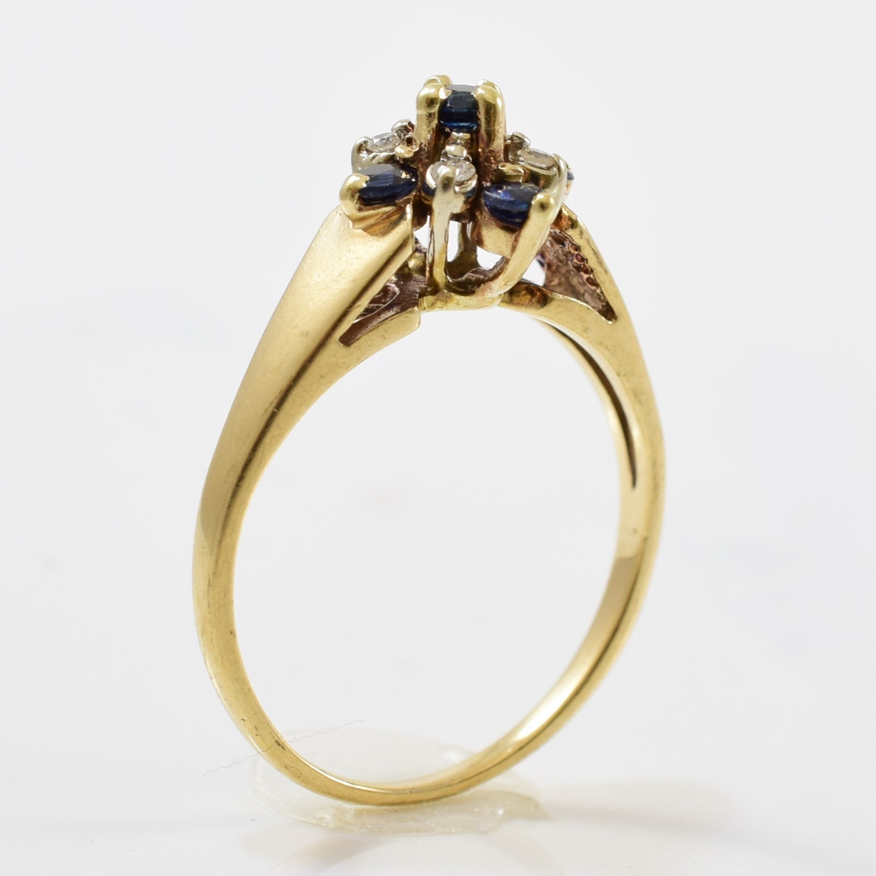 Diamond & Blue Sapphire Cluster Ring | 0.03ctw, 0.30ctw | SZ 6.5 |