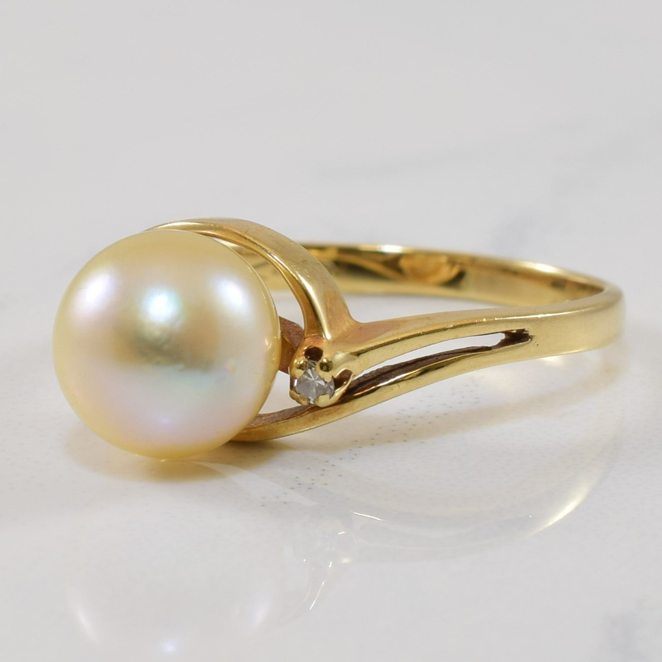 Pearl & Diamond Split Shank Ring | 2.40ct, 0.02ctw | SZ 4 |