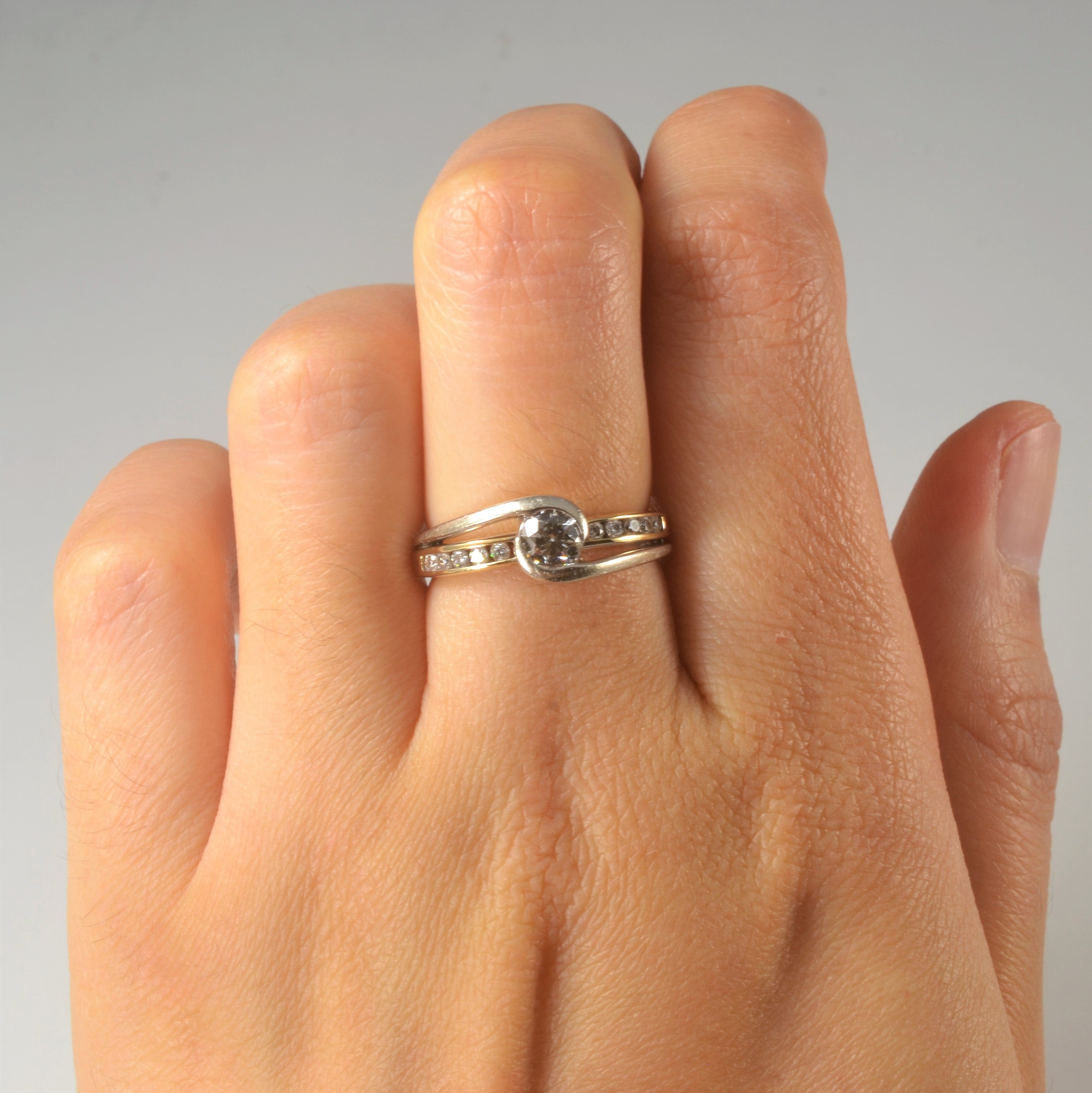 Bague à diamants bicolores sertie par un diamant | 0,47 ct | Taille 6 | 