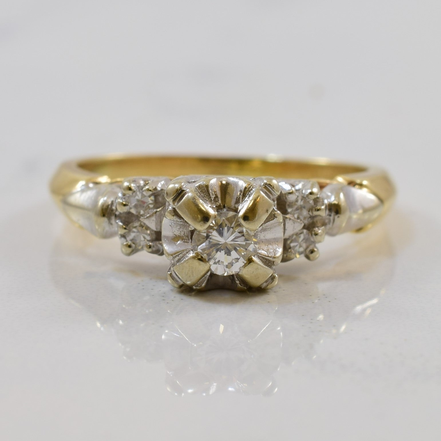 Illusion Set Diamond Ring | 0.14ctw | SZ 5 |