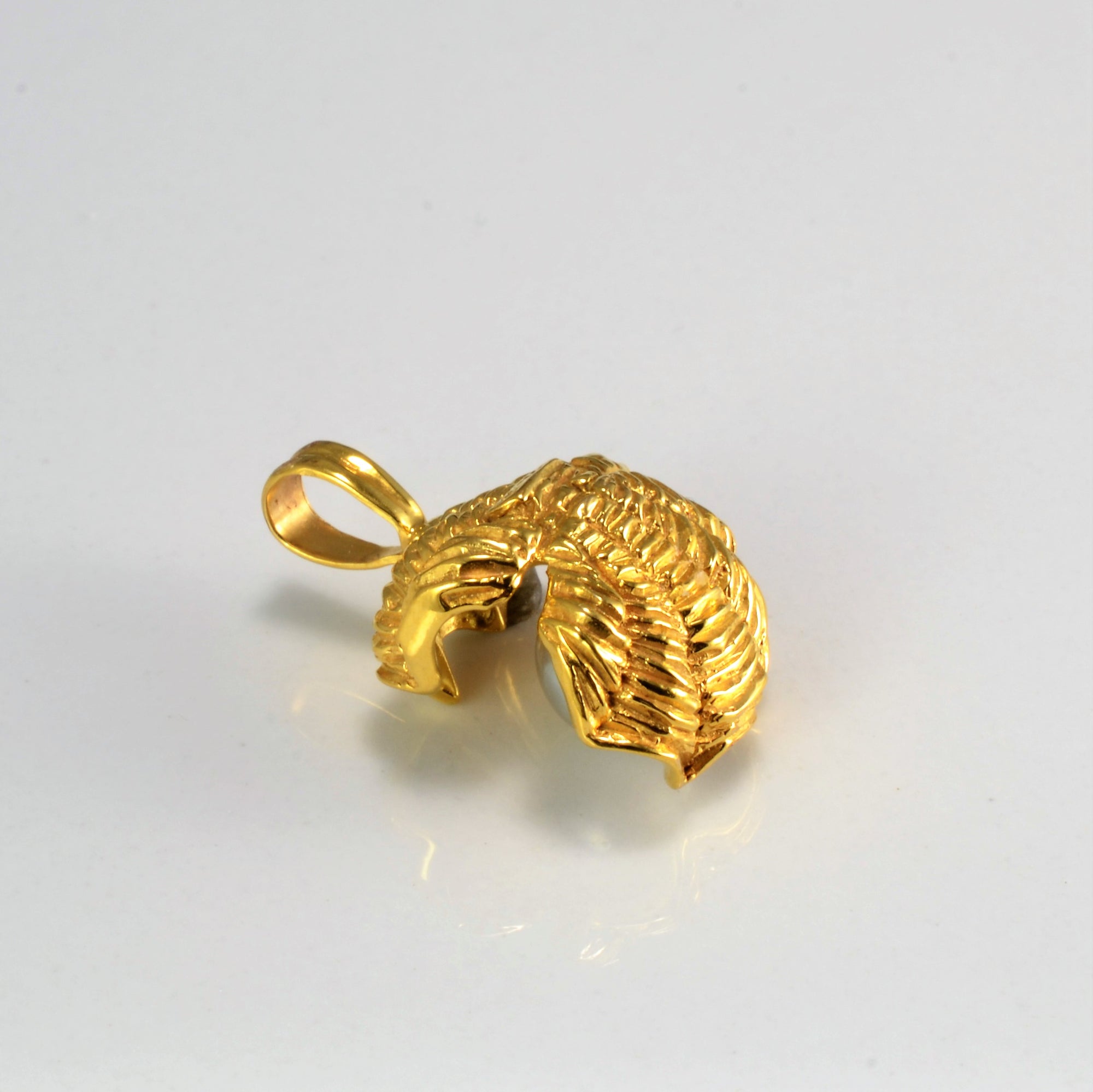 Gold Sea Shell Pearl Pendant
