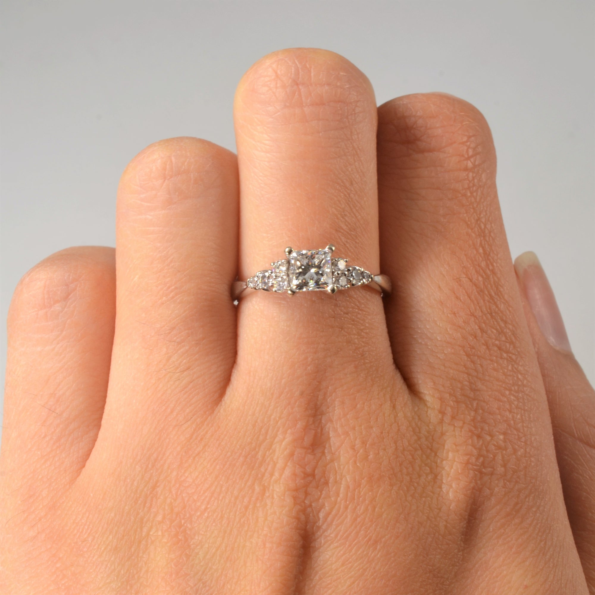 Graduated Princess Diamond Engagement Ring | 0.89ctw | SZ 7 |
