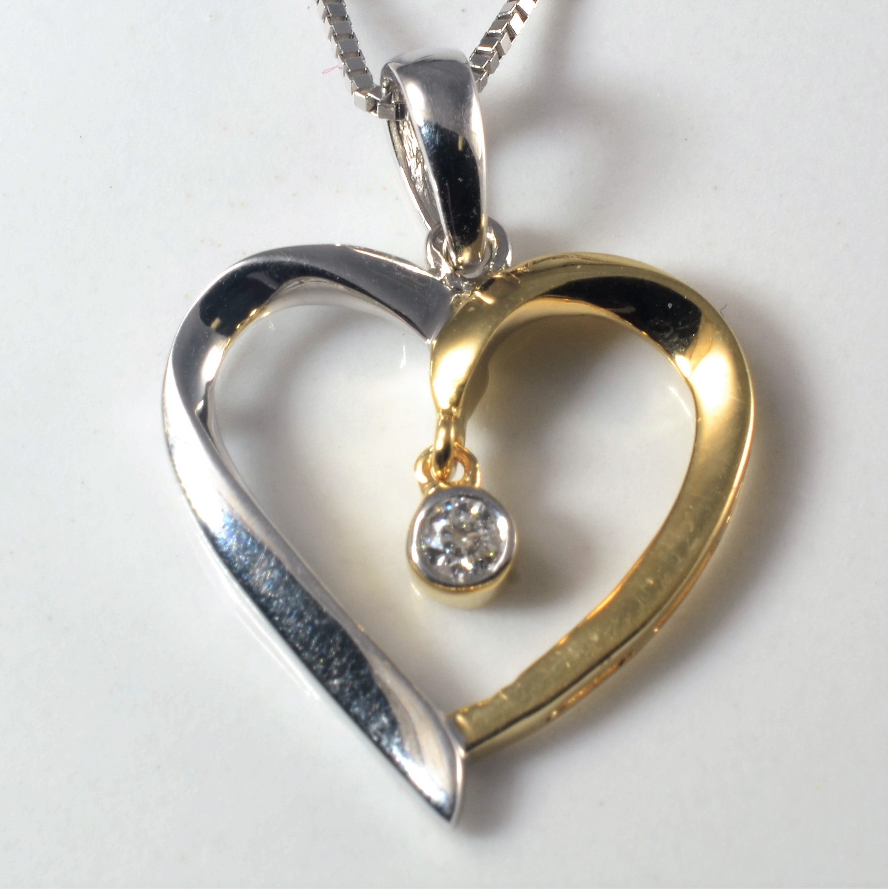 Solitaire Diamond Heart Necklace | 0.06ct | 18