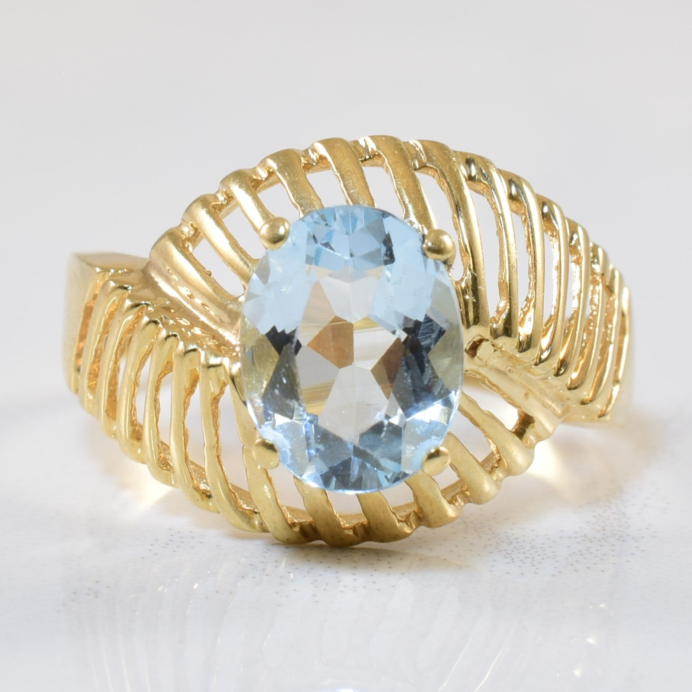 Solitaire Aquamarine Radial Open Work Ring | 1.70ct | SZ 8.5 |