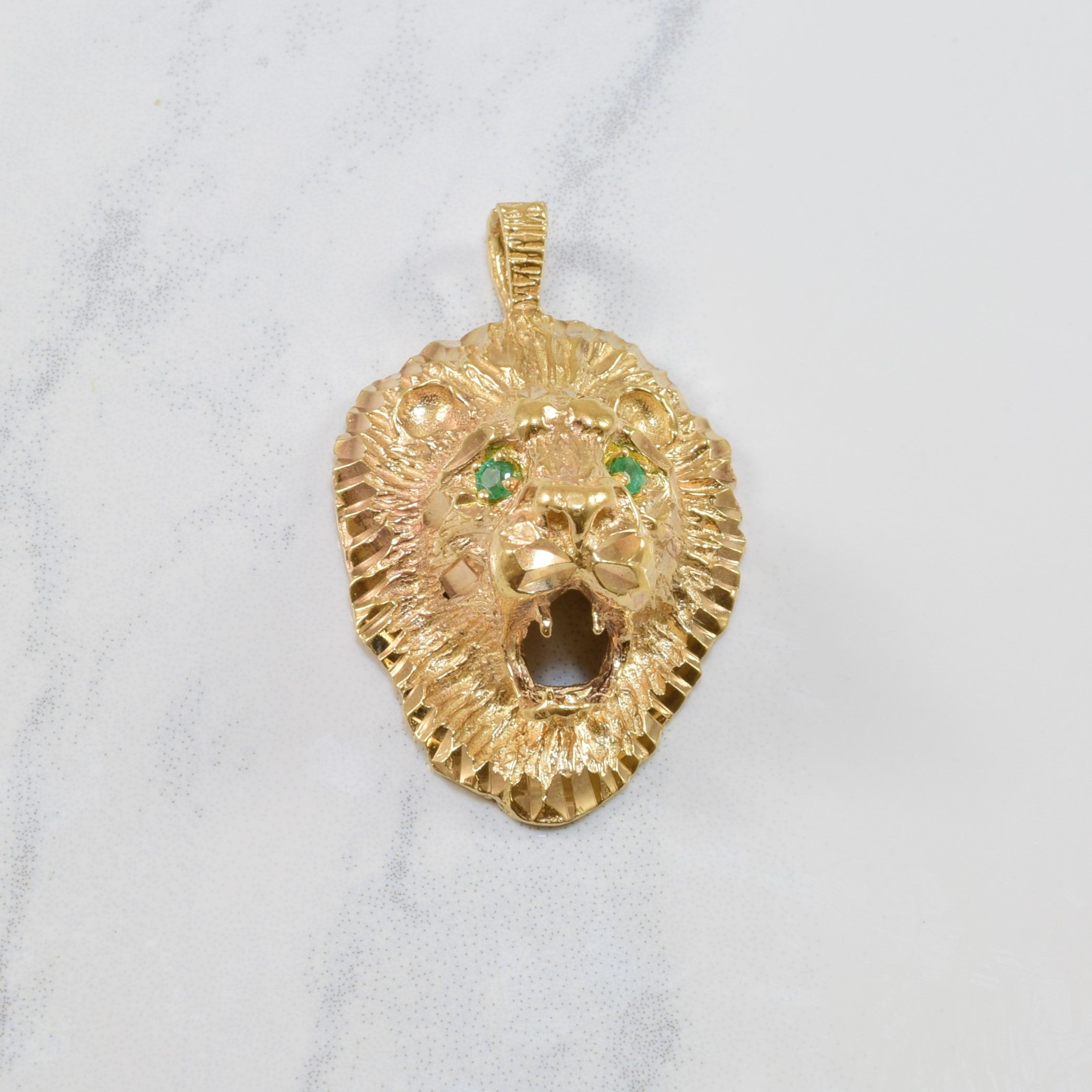 Emerald Eye Lion Head Pendant | 0.08ctw |