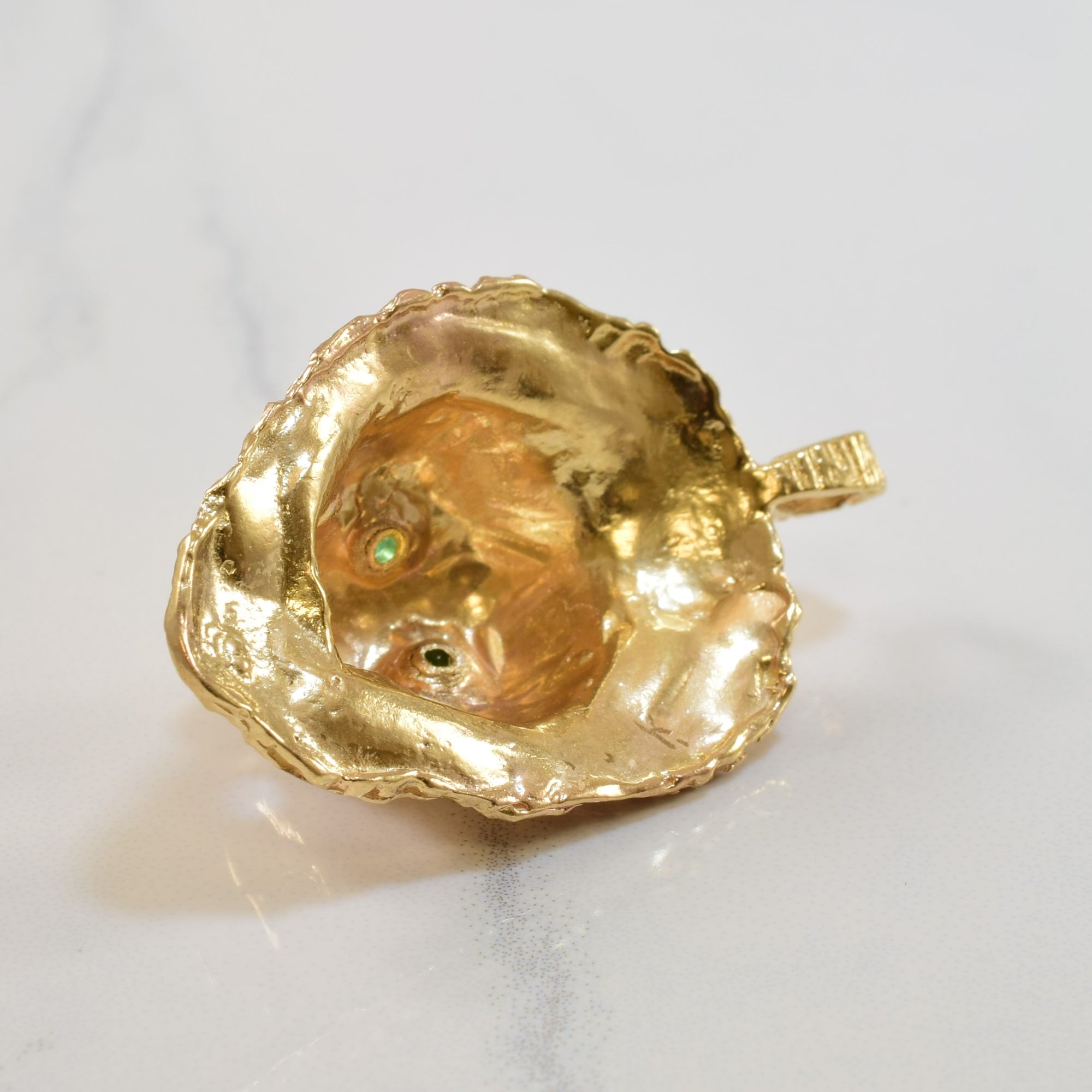 Emerald Eye Lion Head Pendant | 0.08ctw |