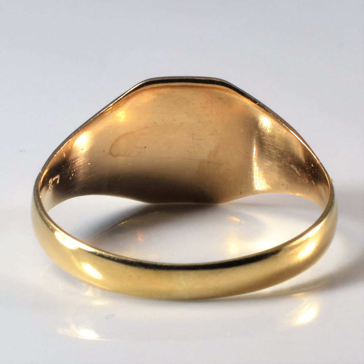 Enameled Yellow Gold Mason Ring | SZ 10.5 |