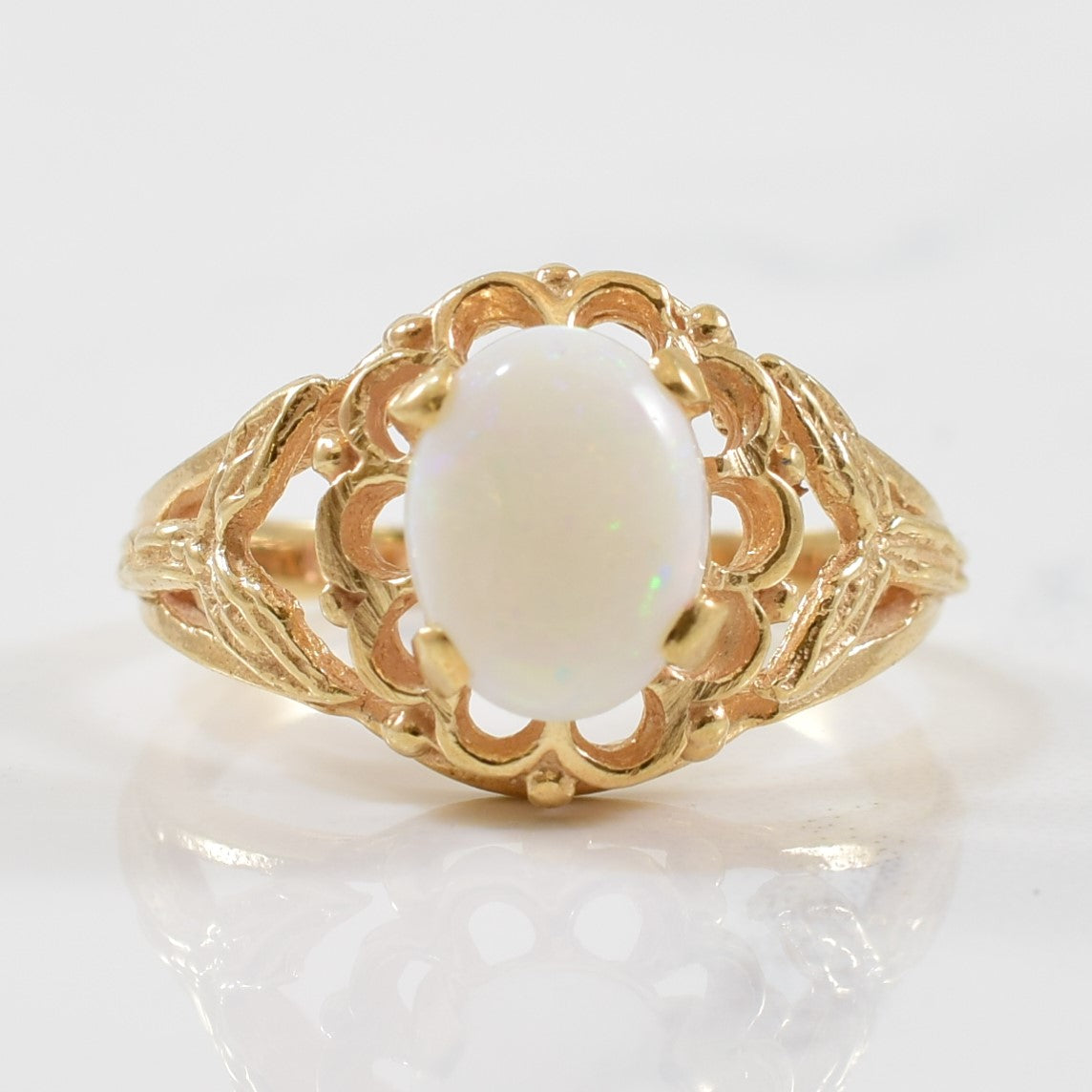 Floral Filigree Oval Cabochon Ring | 0.80ct | SZ 4.5 |