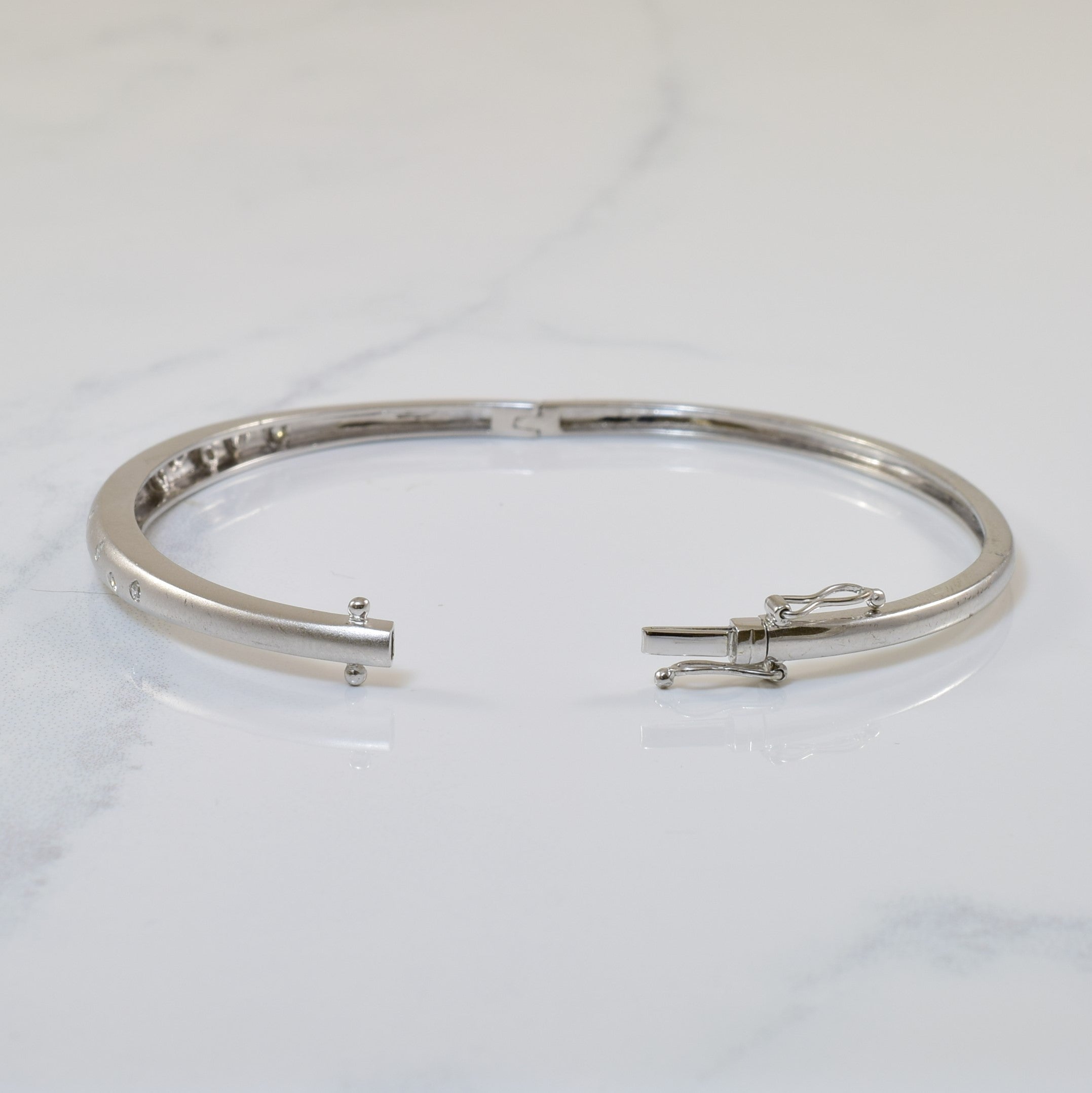 Diamond Constellation Bangle | 0.10ctw | 8" |