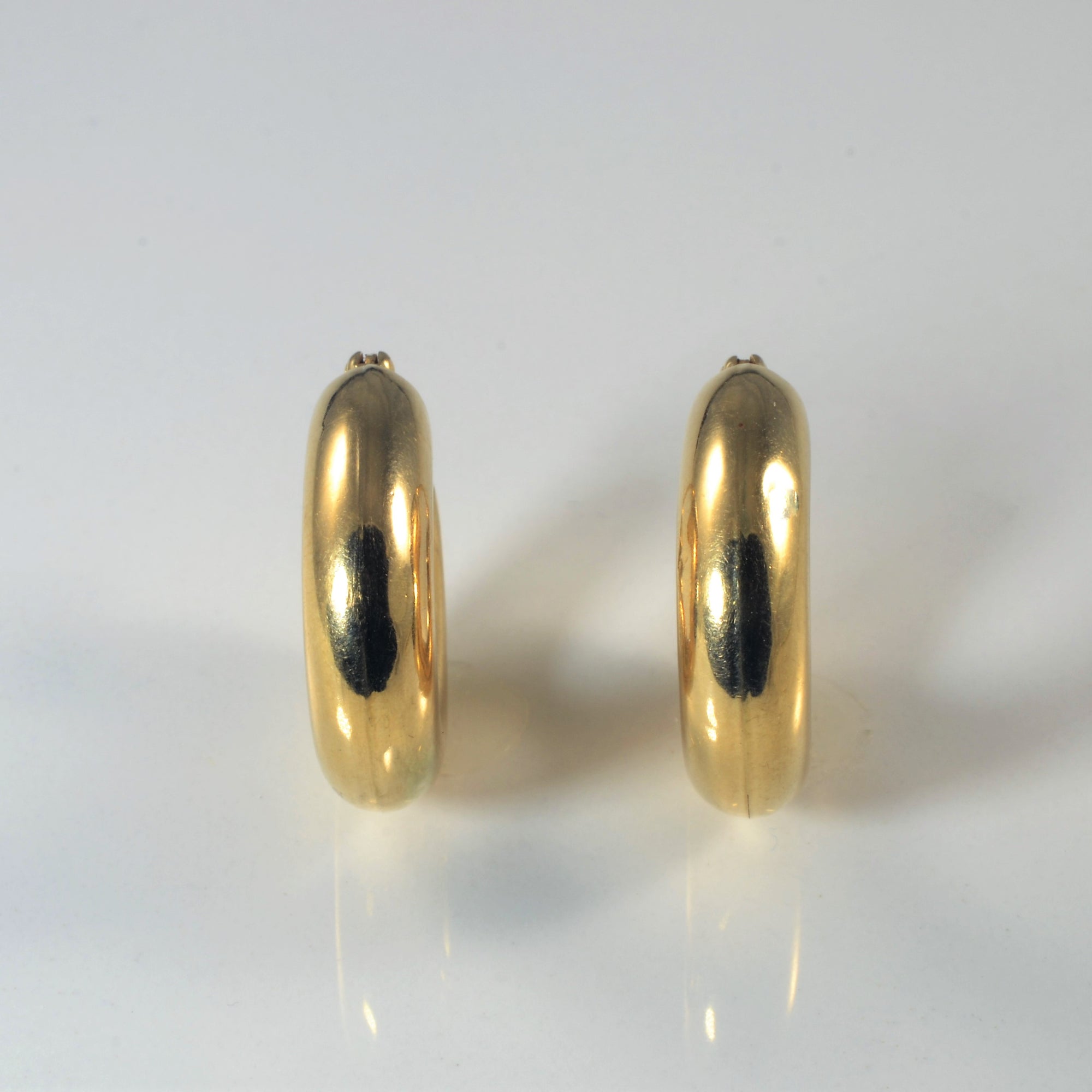 Yellow Gold Hollow Hoop Earrings |