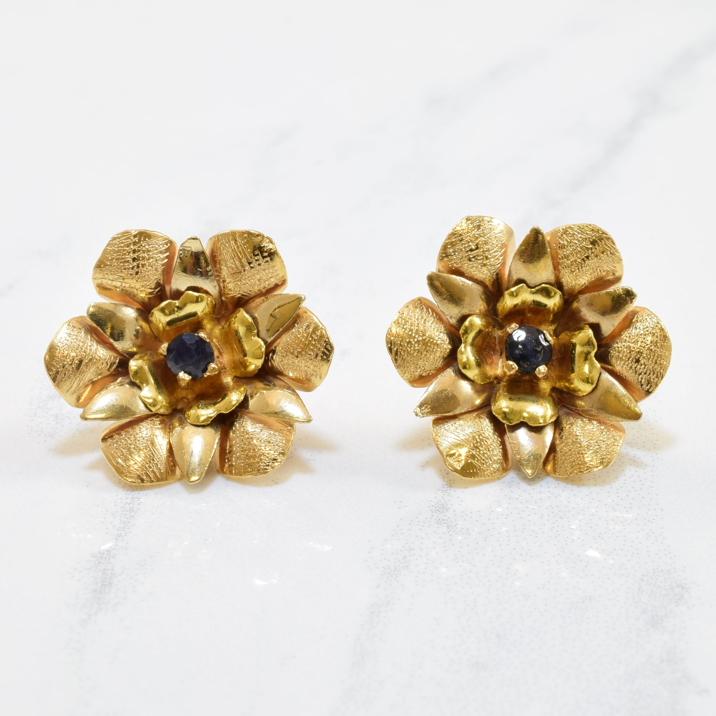 Sapphire Floral Threadback Stud Earrings | 0.40ctw |