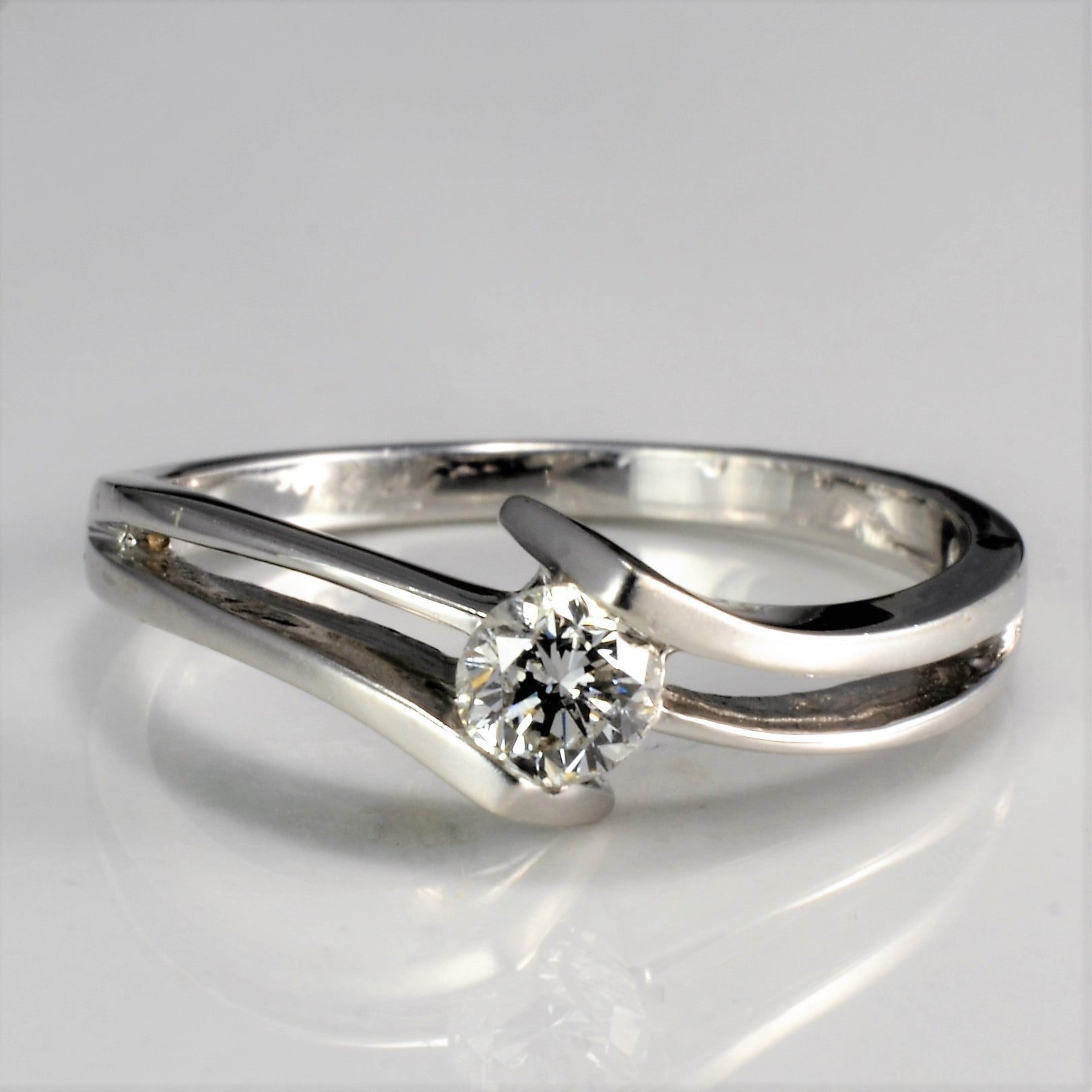 Bypass Solitaire Diamond Ring | 0.23 ct, SZ 6.25 |