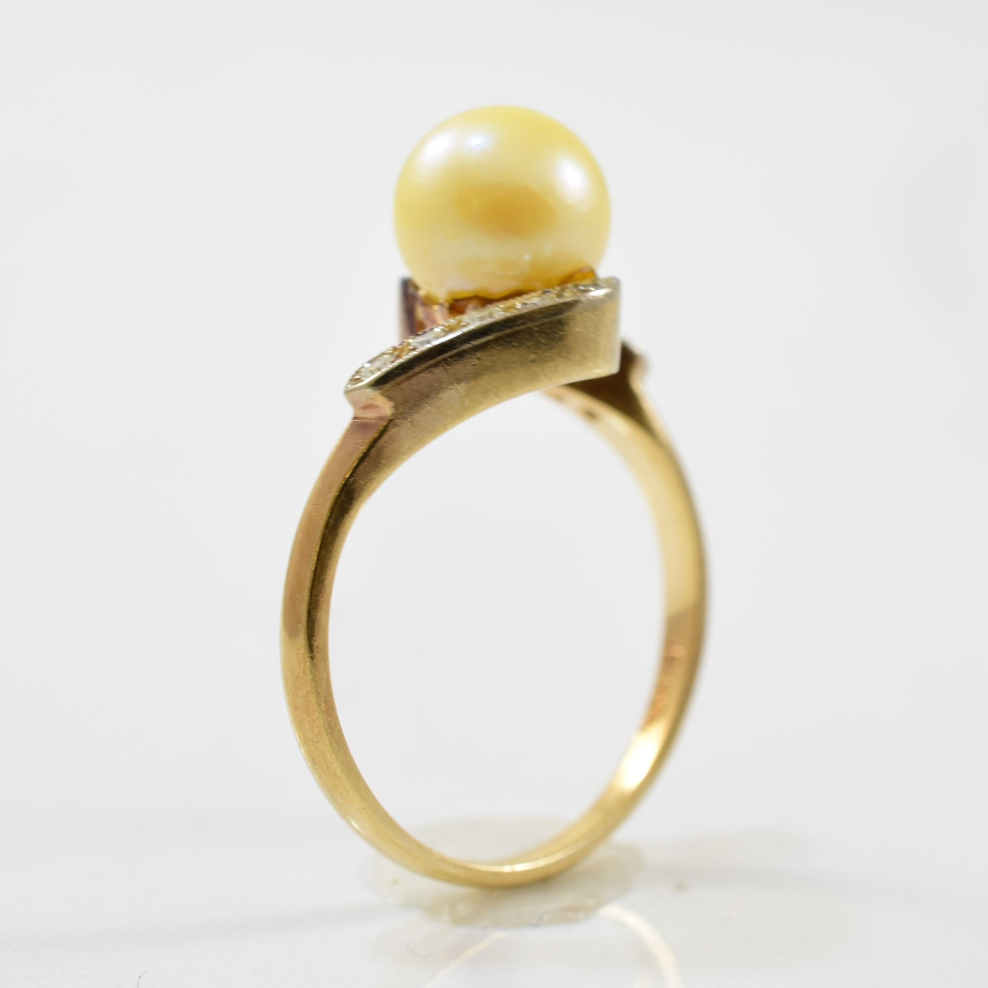 Late 1930s Pearl & Diamond Bypass Ring | 0.10ctw, 2.90ct | SZ 6.5 |
