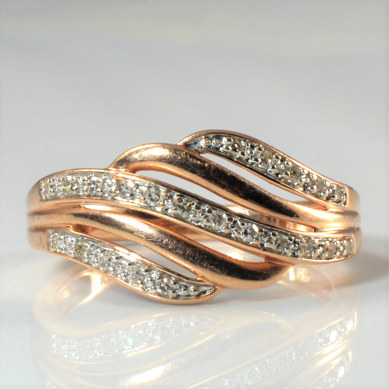 Pave Diamond Wave Ring | 0.12ctw | SZ 7.25 |