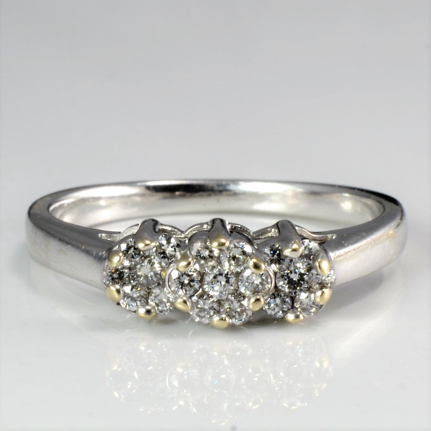 Cluster Diamond Ladies Ring | 0.24 ctw, SZ 5.75 |