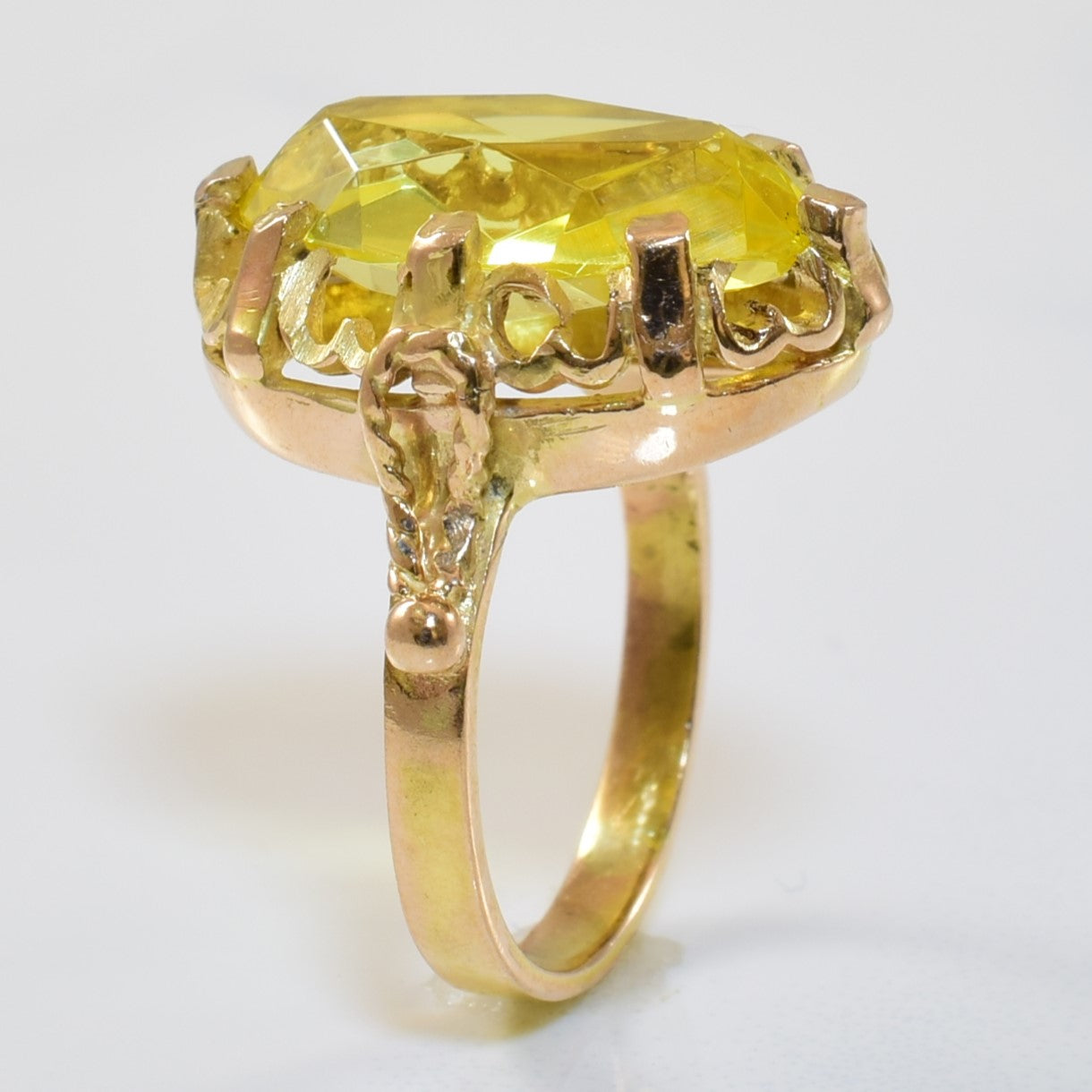 Retro Synthetic Yellow Sapphire Cocktail Ring 5.00ct SZ 3.5 100 Ways