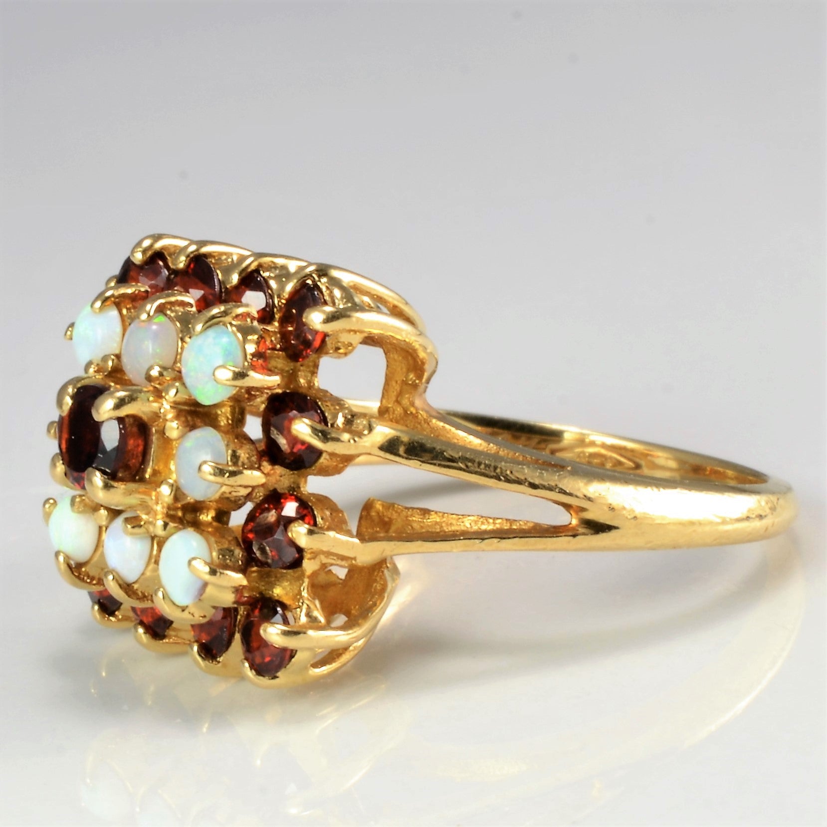 High Set Garnet & Opal Ring | 1.04ctw| SZ 5.5 |
