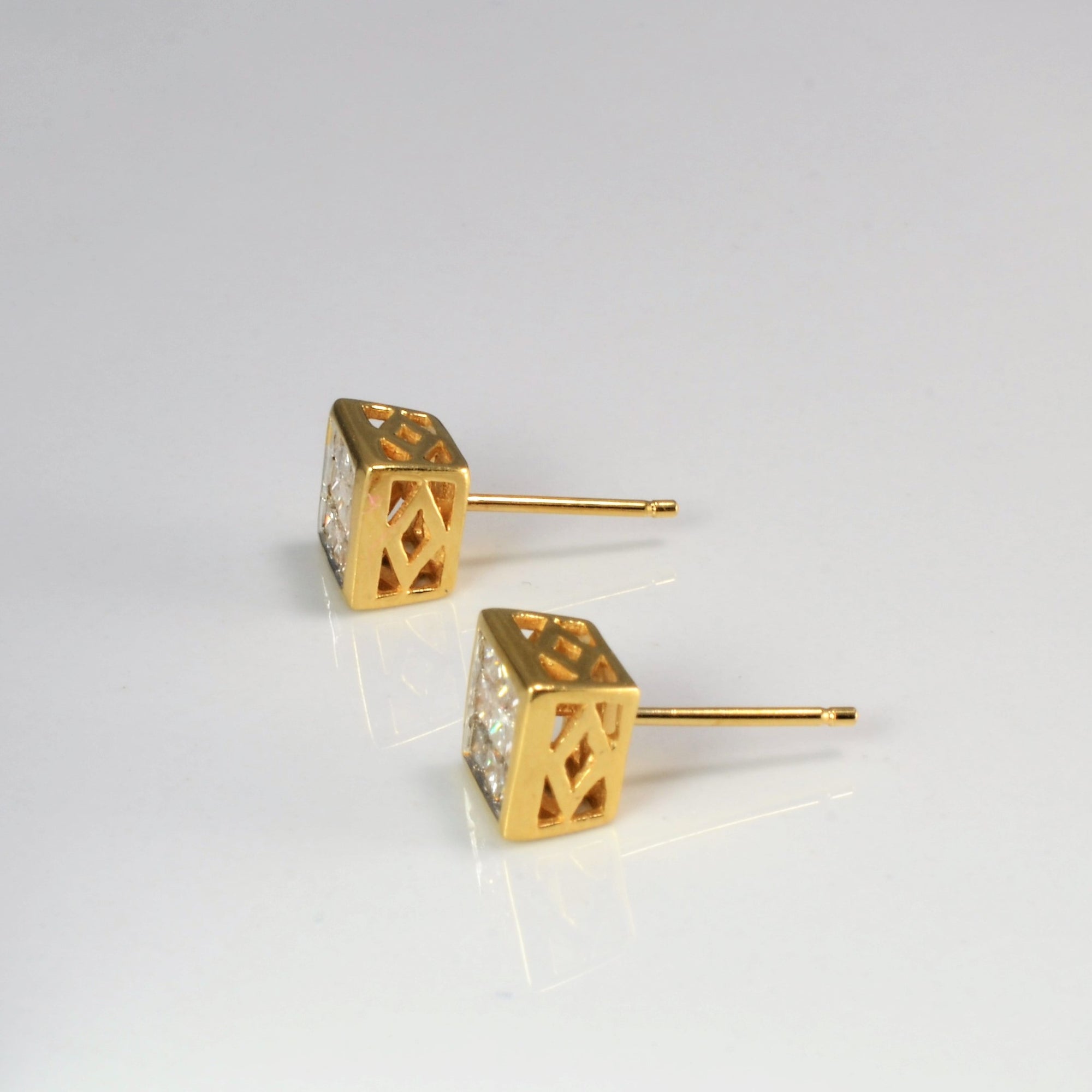 Cluster Set Diamond Stud Earrings | 0.66 ctw |