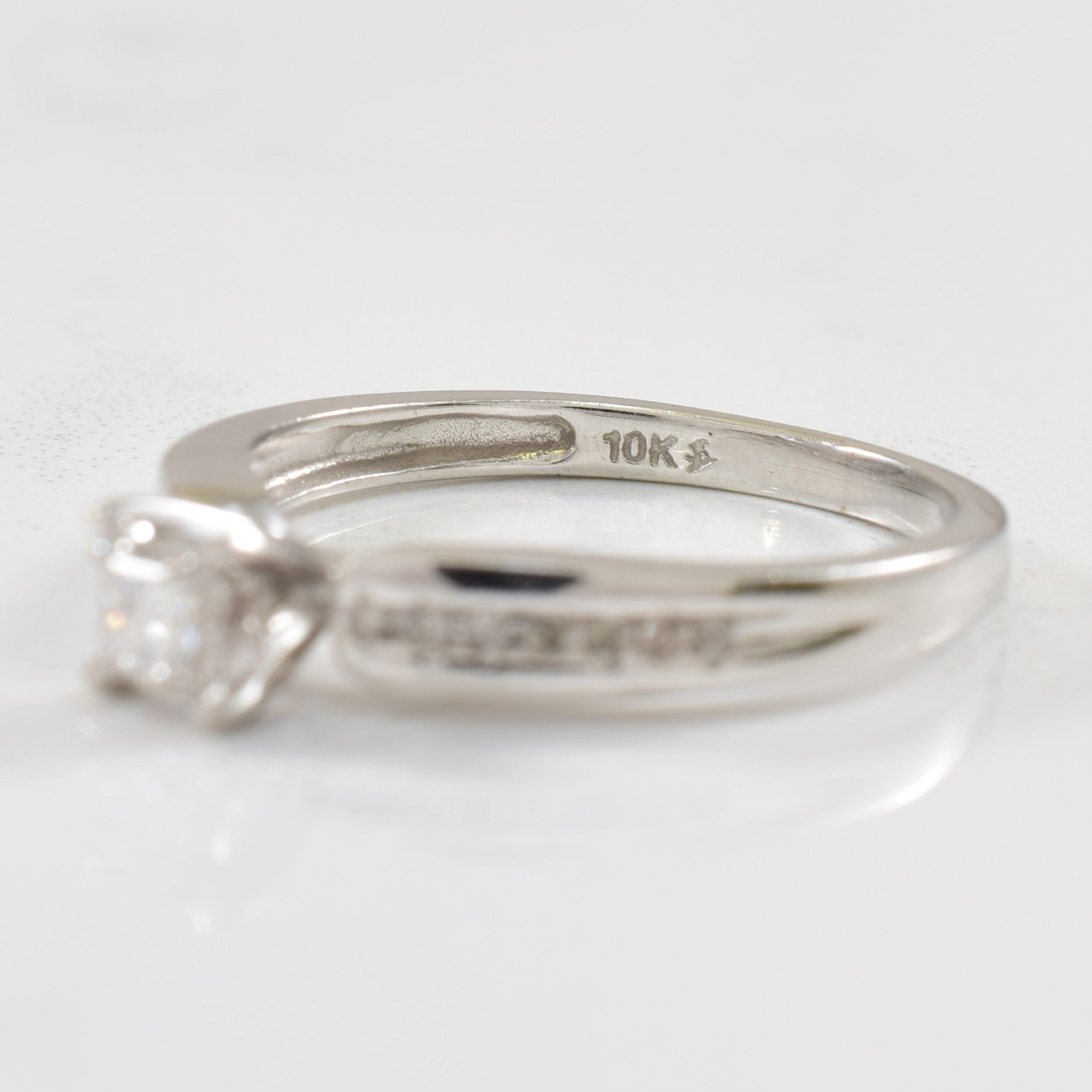 High Prong Set Diamond Ring | 0.12ctw | SZ 5.75 |