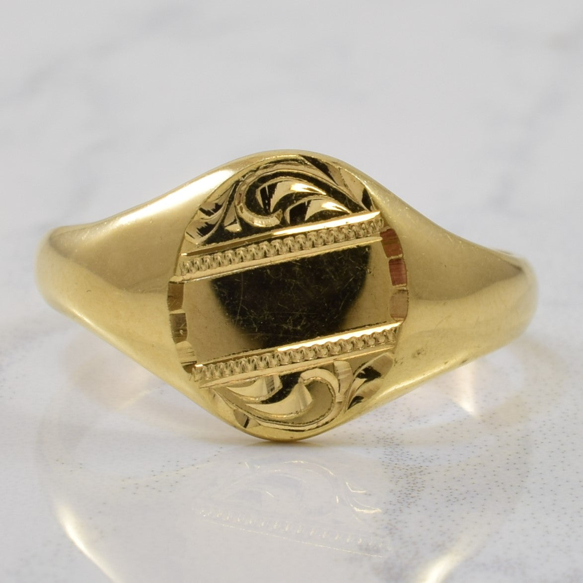 Patterned Gold Signet Ring | SZ 8.75 |