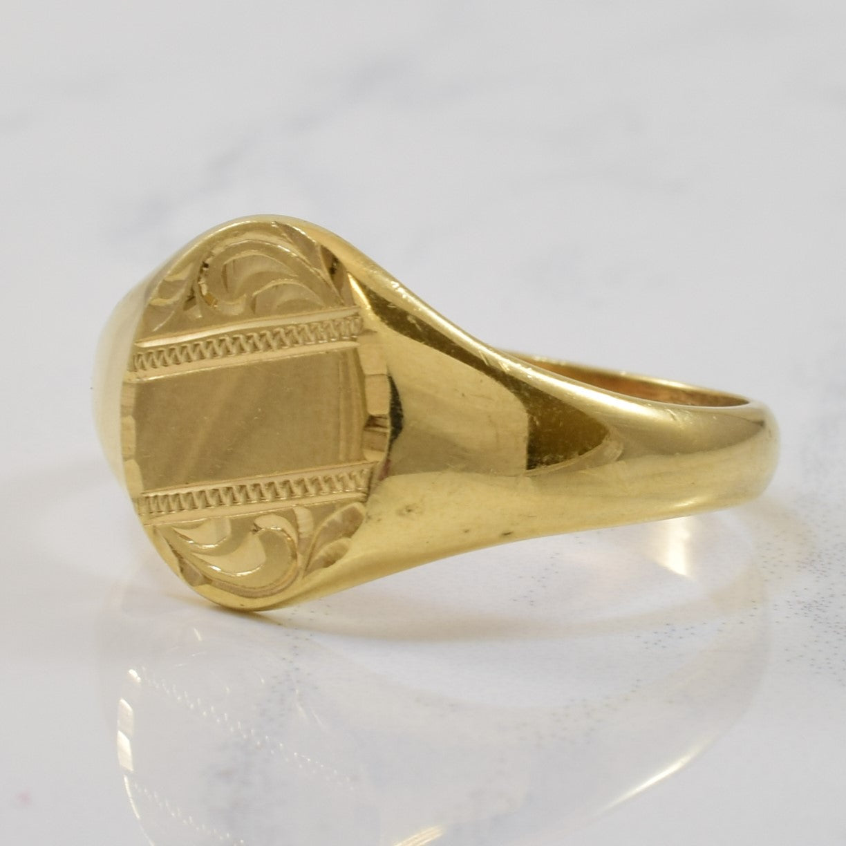 Patterned Gold Signet Ring | SZ 8.75 |