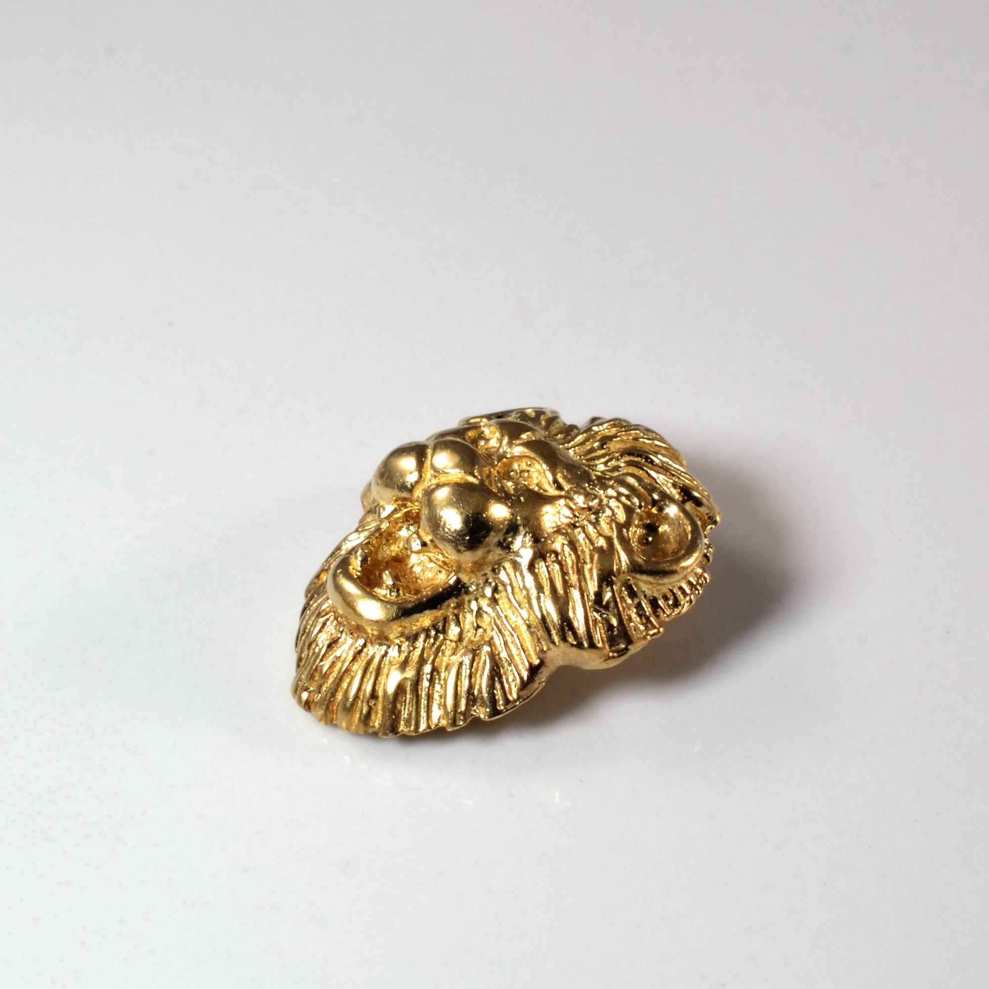 Gold Lion Pendant |