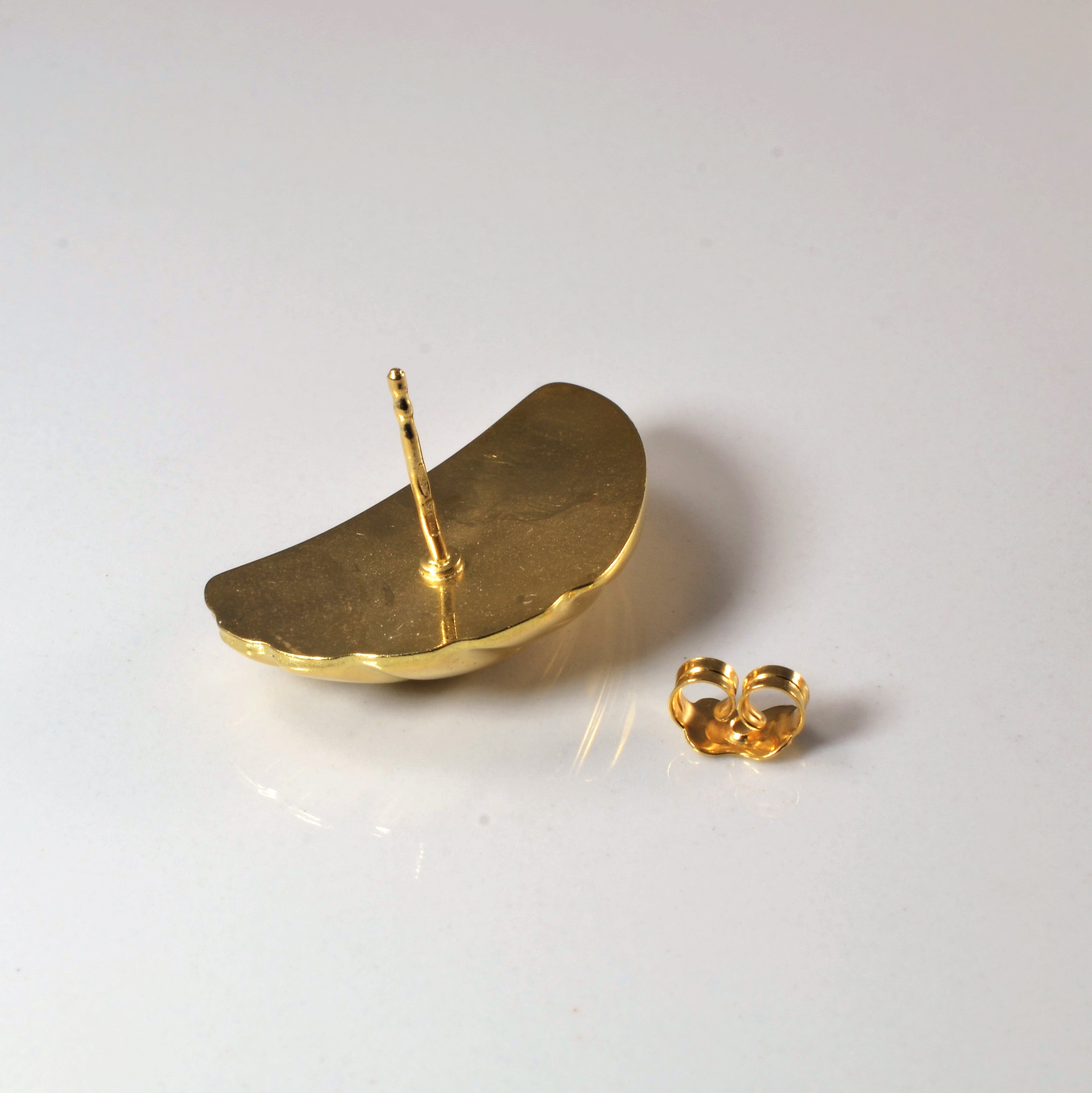 Curved Gold Fan Studs |