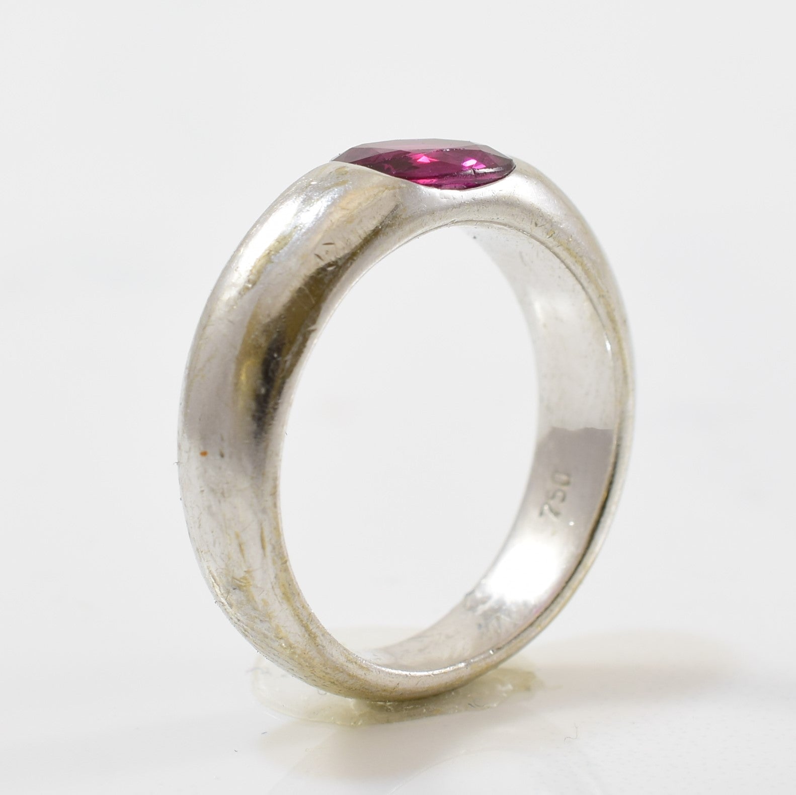 East West Solitaire Ruby Ring | 1.00ct | SZ 4.75 |