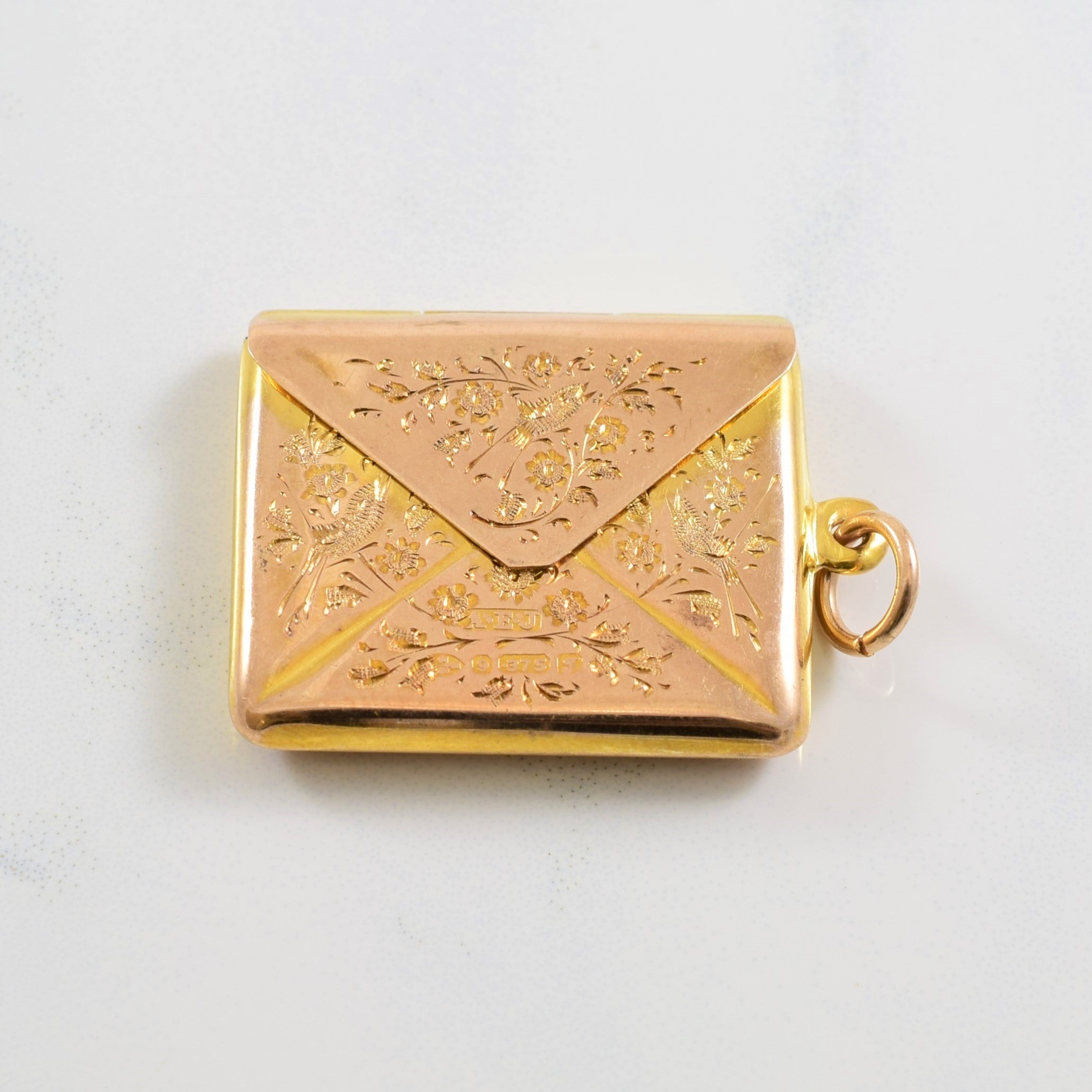 Victorian Envelope Pendant |