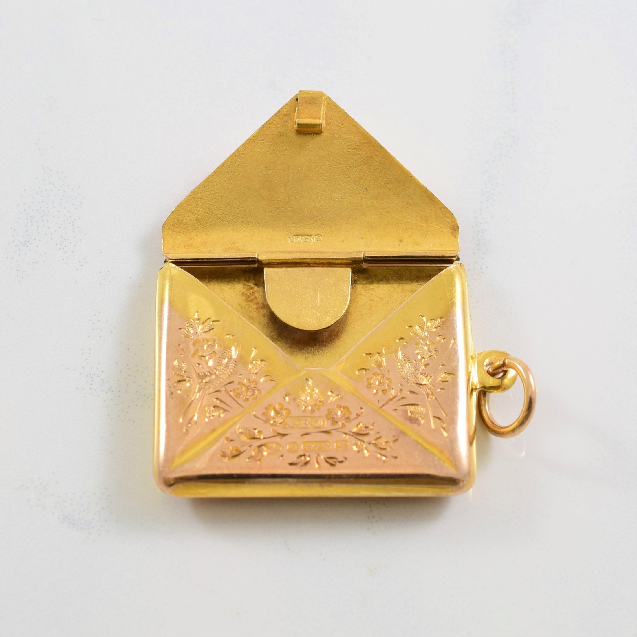 Victorian Envelope Pendant |