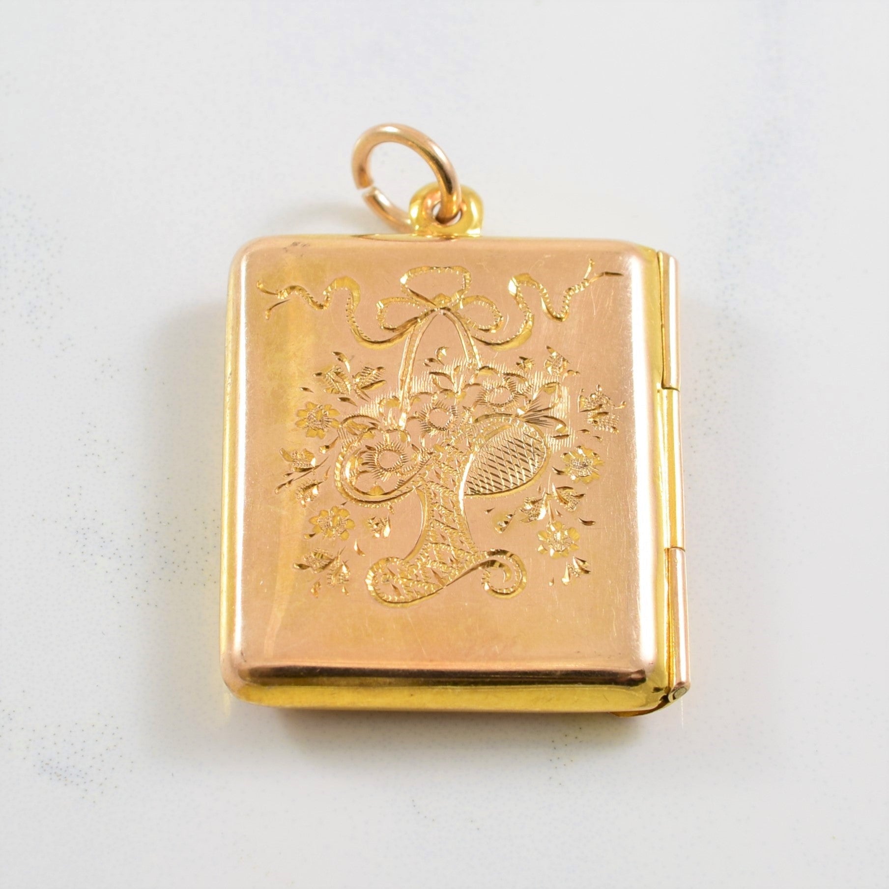 Victorian Envelope Pendant |