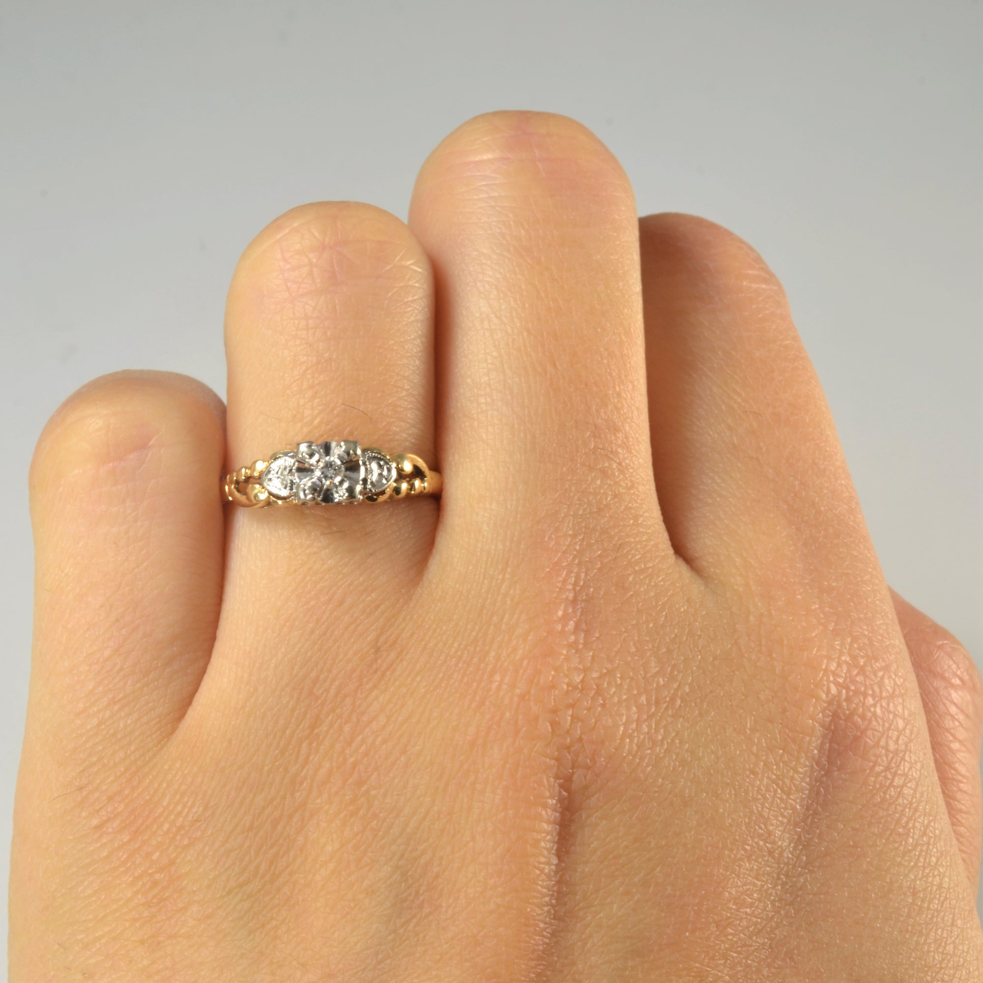 Heart Detailed Diamond Ring | 0.04ct | SZ 6 |