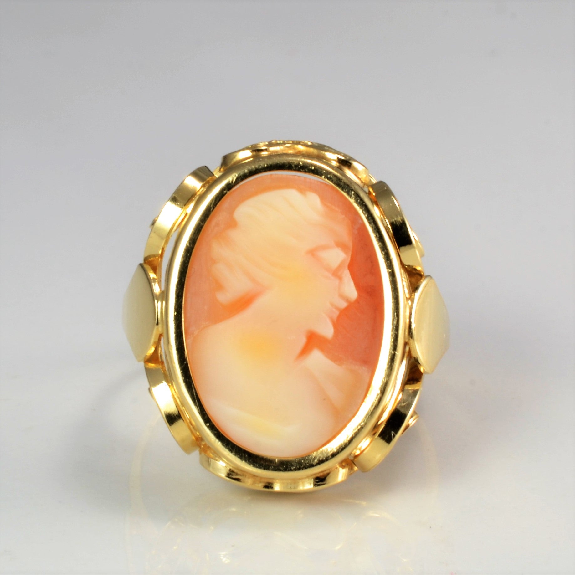 Bezel Set Cameo Ring | SZ 7 |